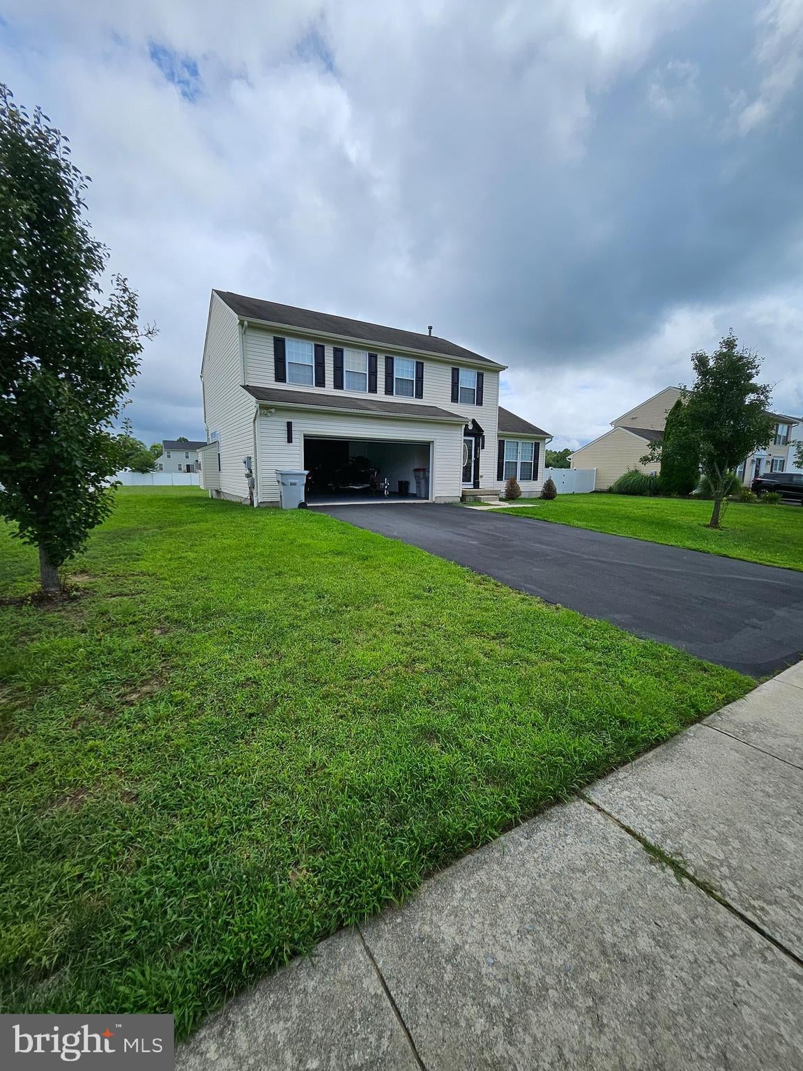 1079 Fawn Dr, Vineland, NJ 08360 photo