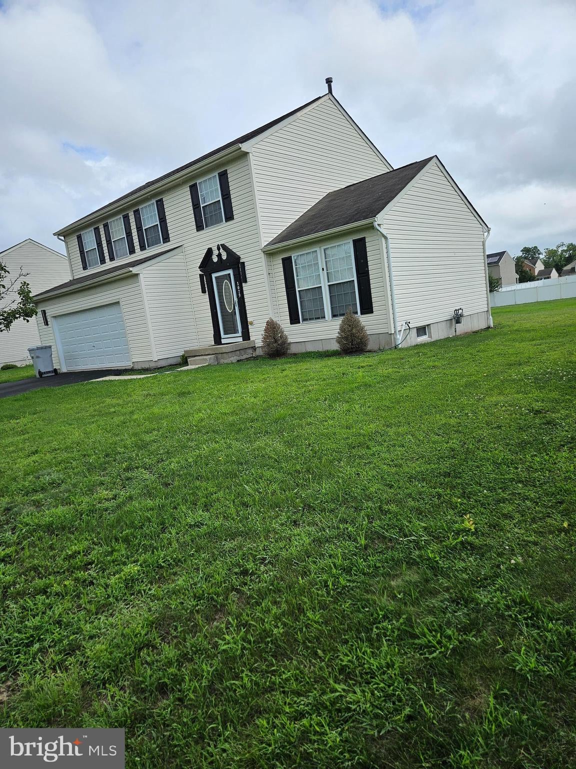 1079 Fawn Dr, Vineland, NJ 08360 photo