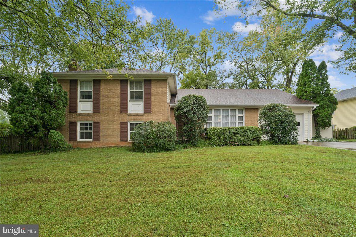 1405 Mullins St, Silver Spring, MD 20904