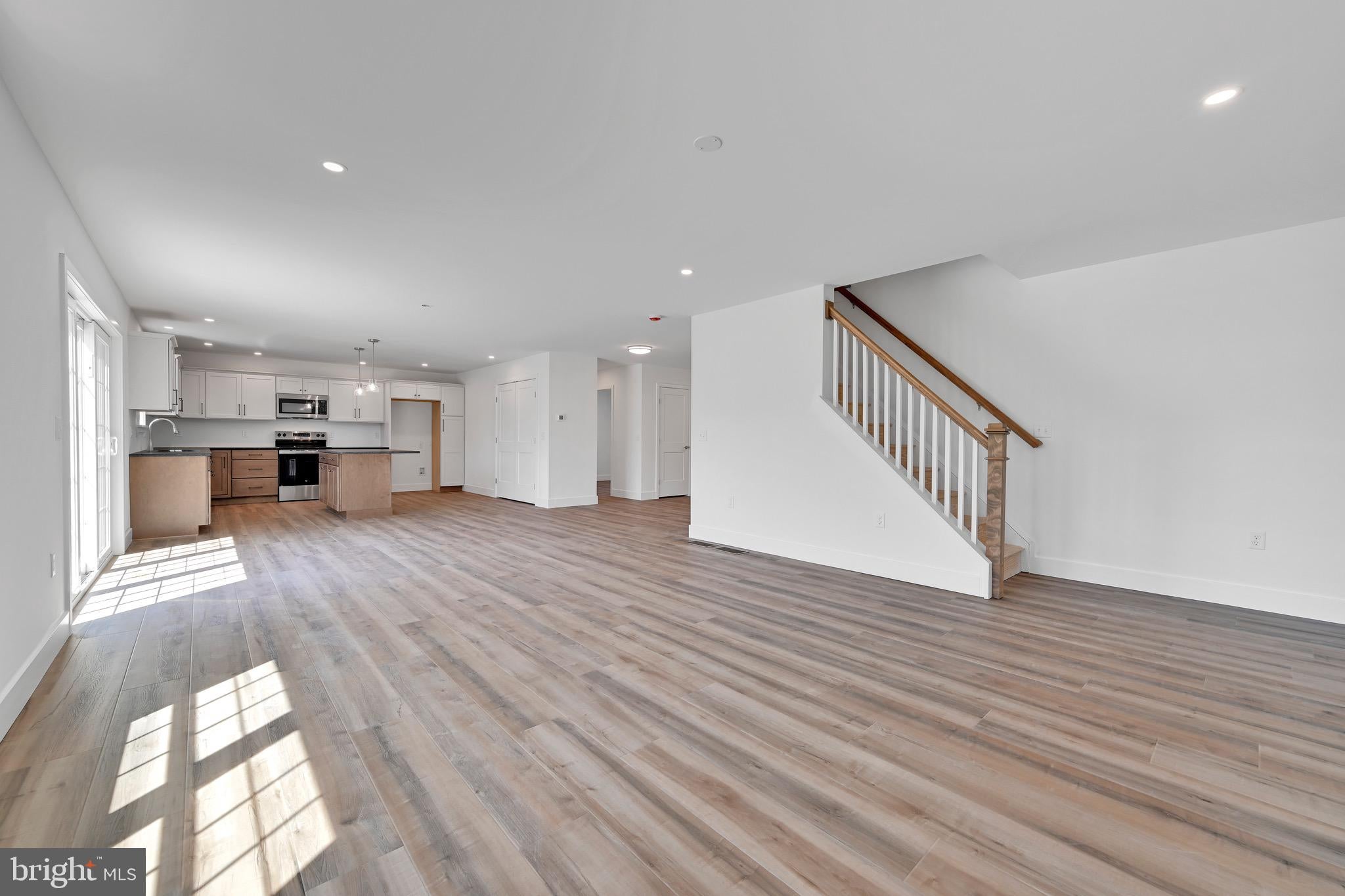 330 W Fritz Ave, Quarryville, PA 17566 photo