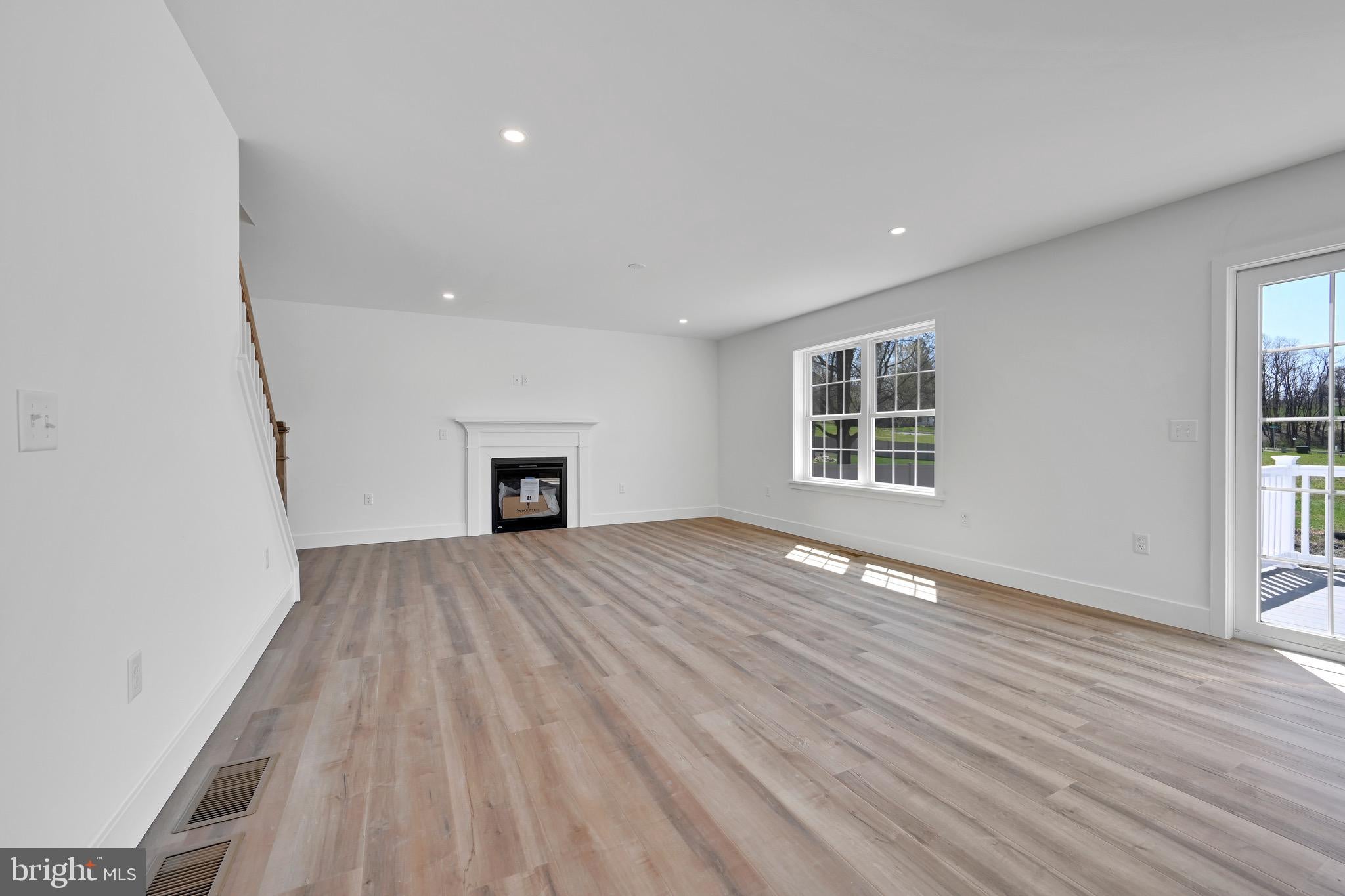 330 W Fritz Ave, Quarryville, PA 17566 photo