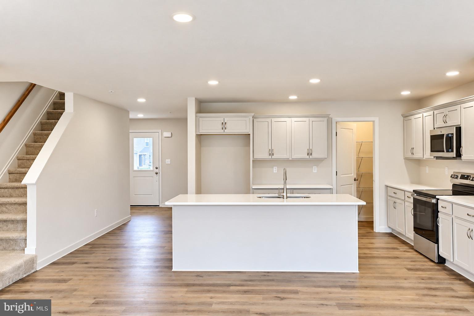 7272 White Oak Blvd, Harrisburg, PA 17112 photo