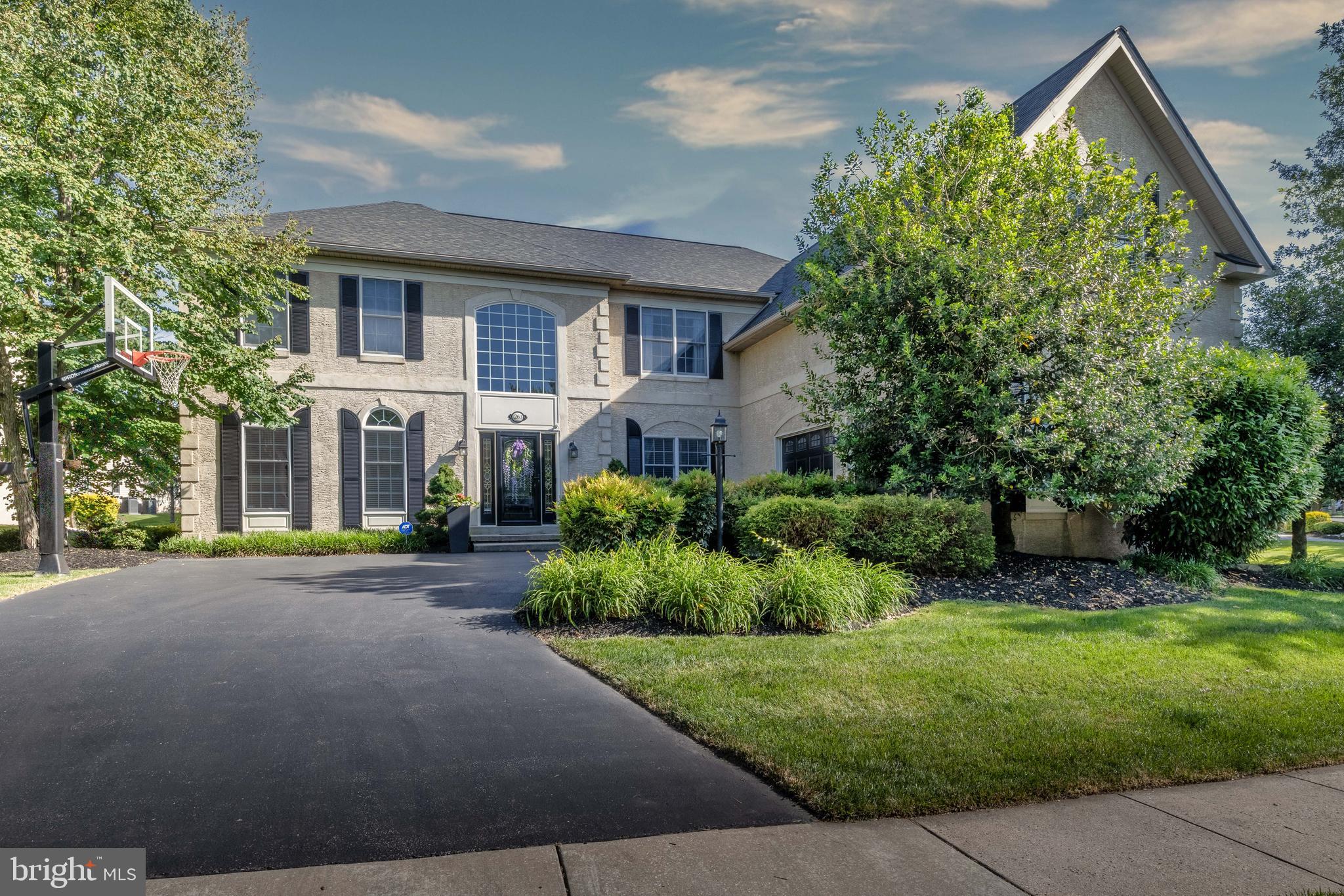 263 Rivercrest Dr, Phoenixville, PA 19460
