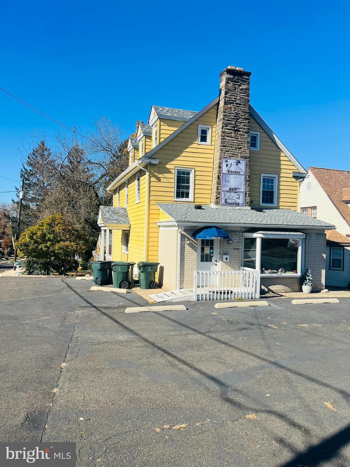 1900 York Rd, Abington, PA 19001