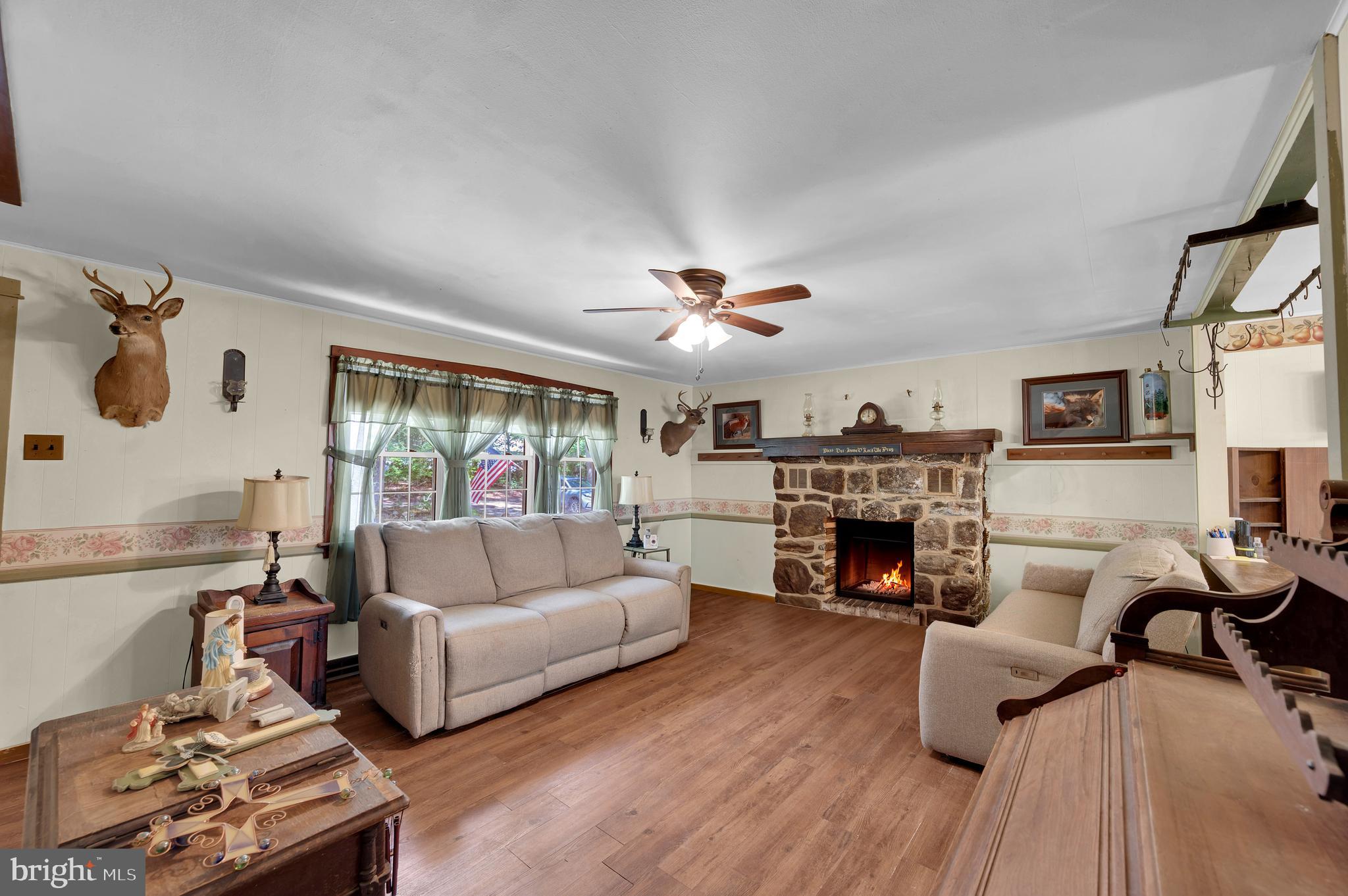 809 W Bay Ave, Barnegat, NJ 08005 photo