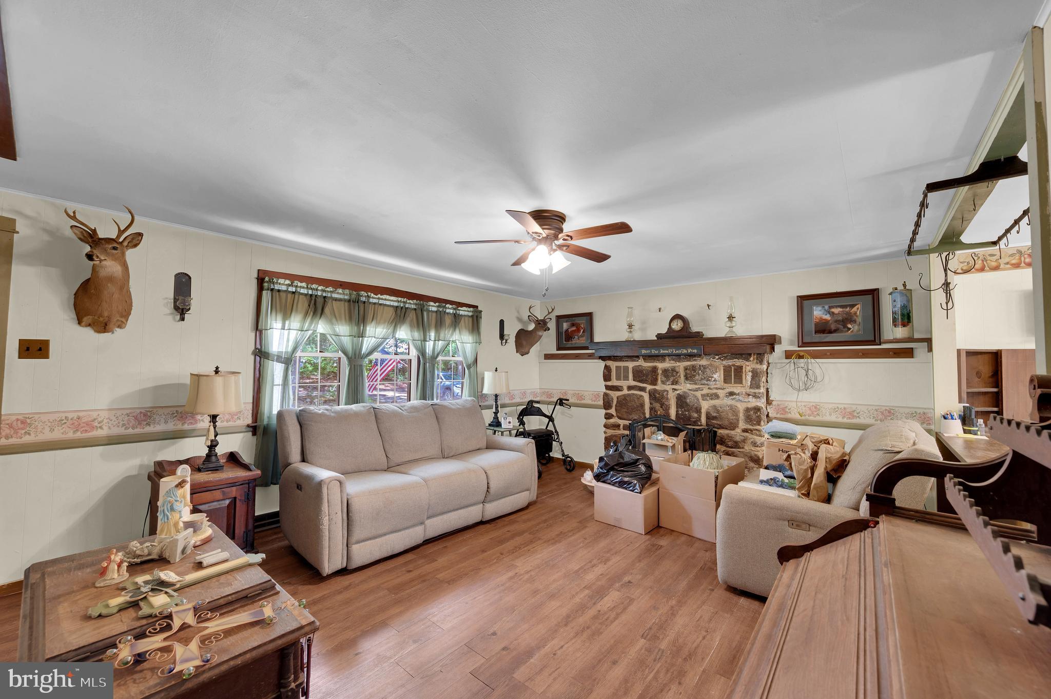 809 W Bay Ave, Barnegat, NJ 08005 photo