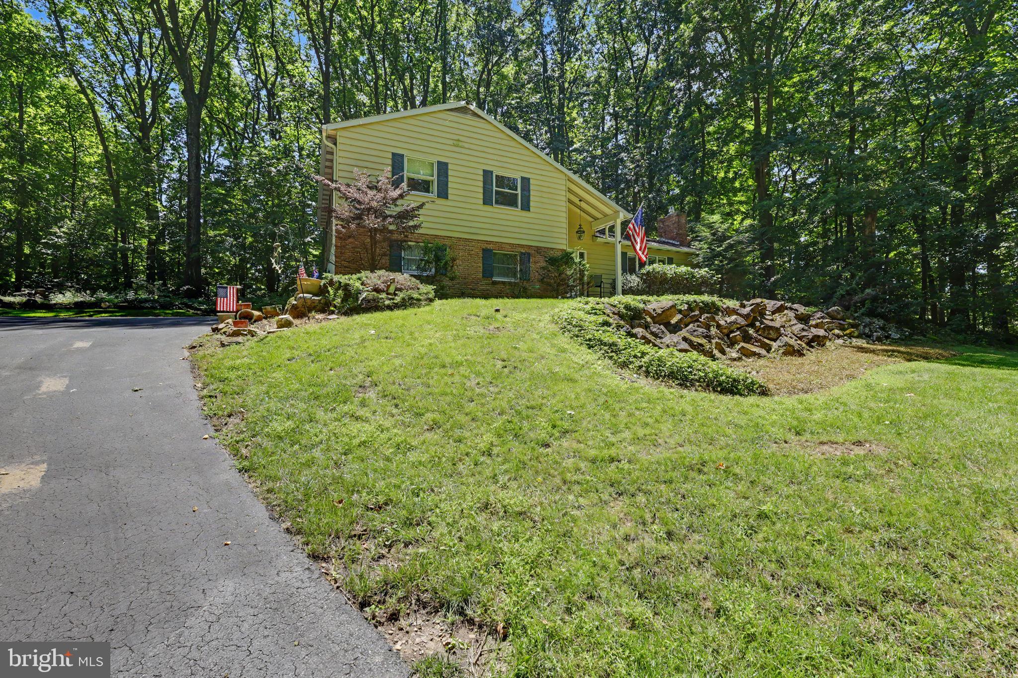 1040 Soffa Rd, East Greenville, PA 18041
