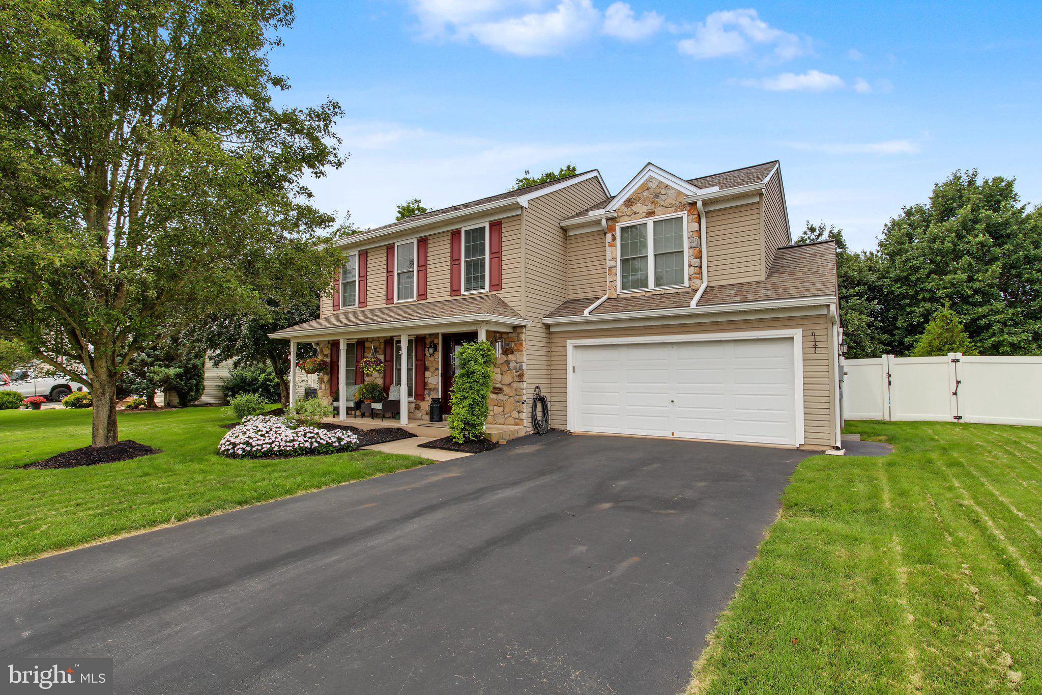25 Adam St, York, PA 17404 photo