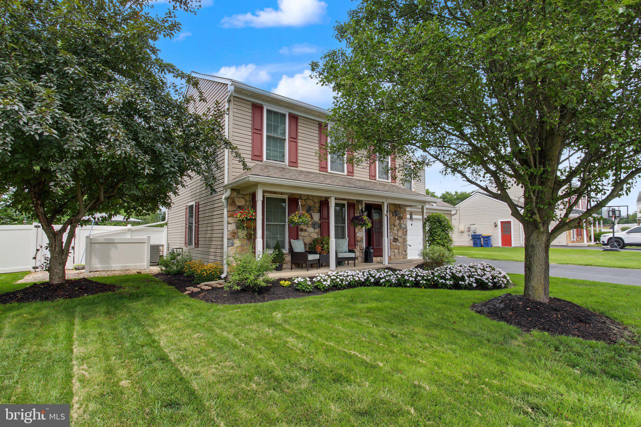 25 Adam St, York, PA 17404 photo