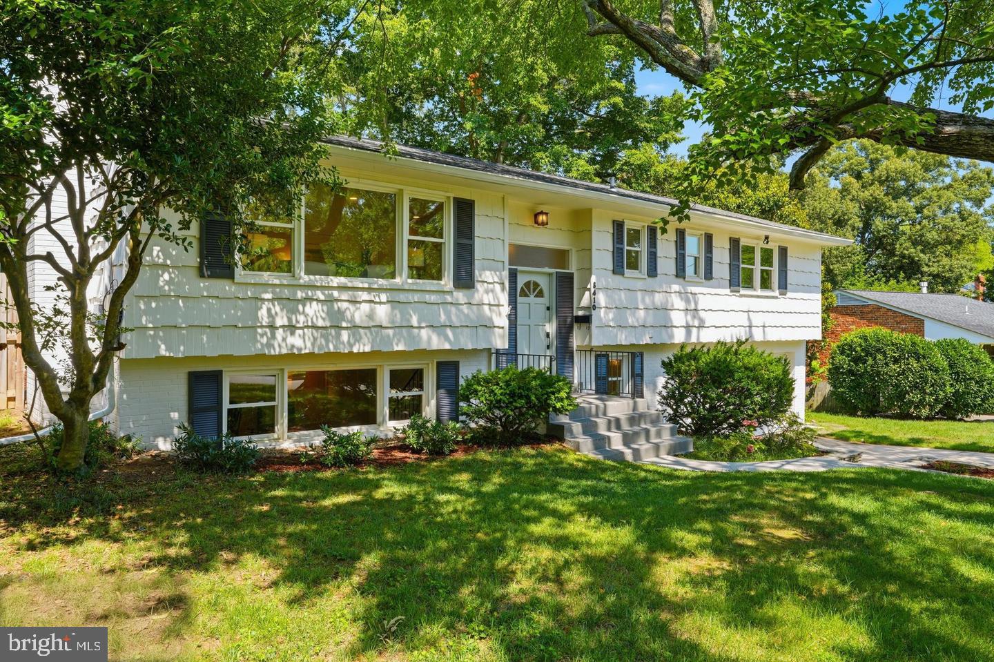 8410 Bound Brook Ln, Alexandria, VA 22309 photo