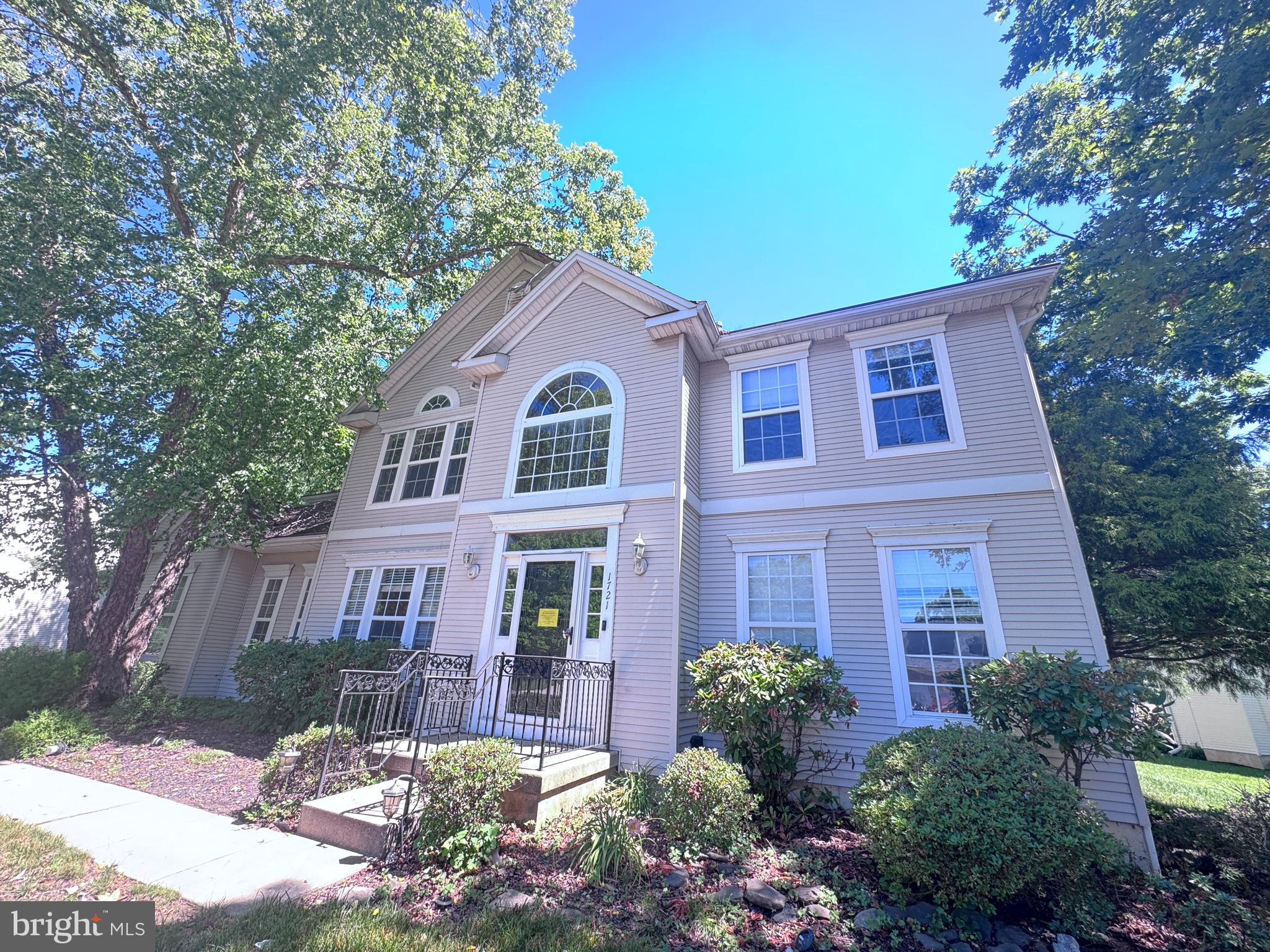 1721 Biden Ln, Williamstown, NJ 08094