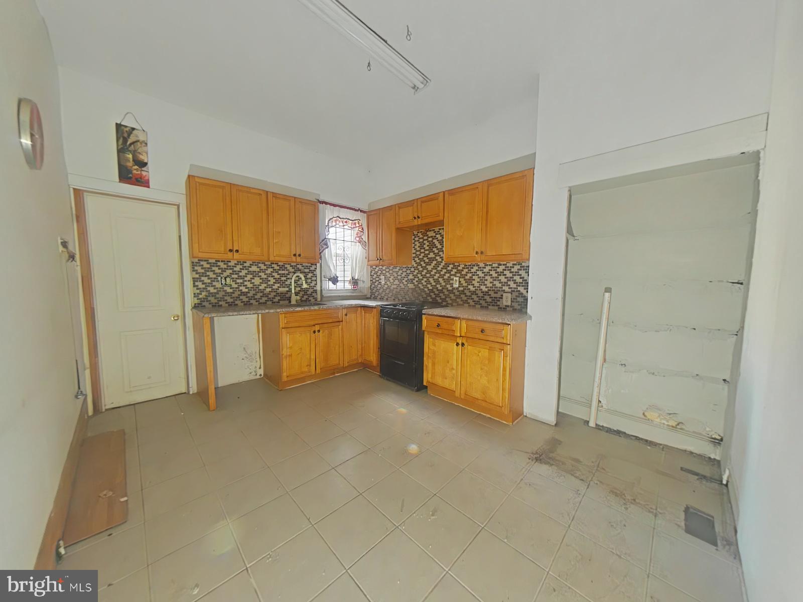 1708 N Lambert St, Philadelphia, PA 19121 photo