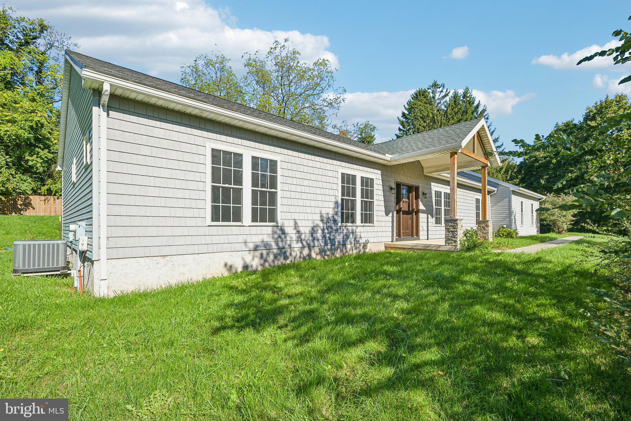 3071 Coventryville Rd, Pottstown, PA 19465