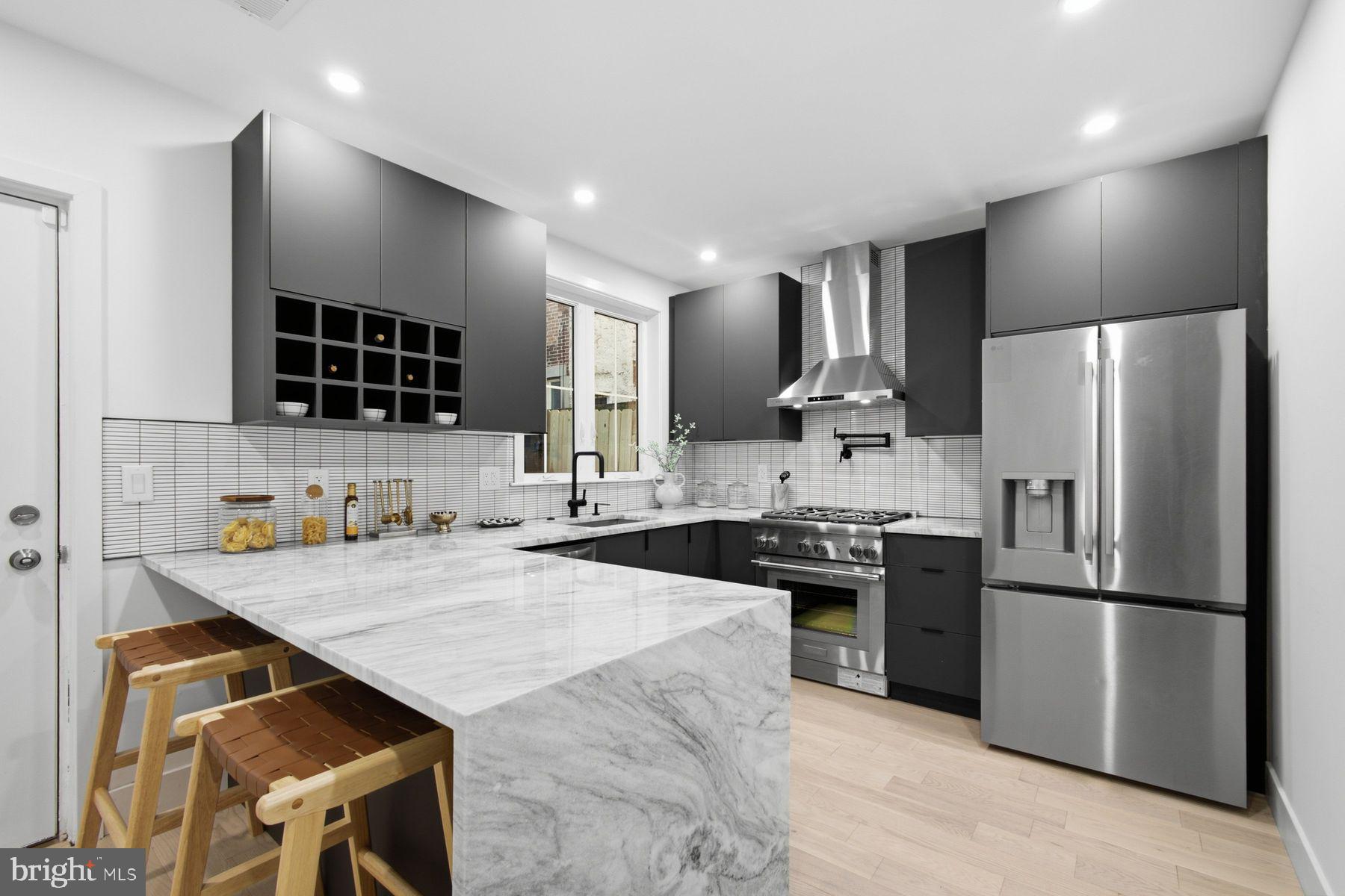 1146 Galloway St, Philadelphia, PA 19123