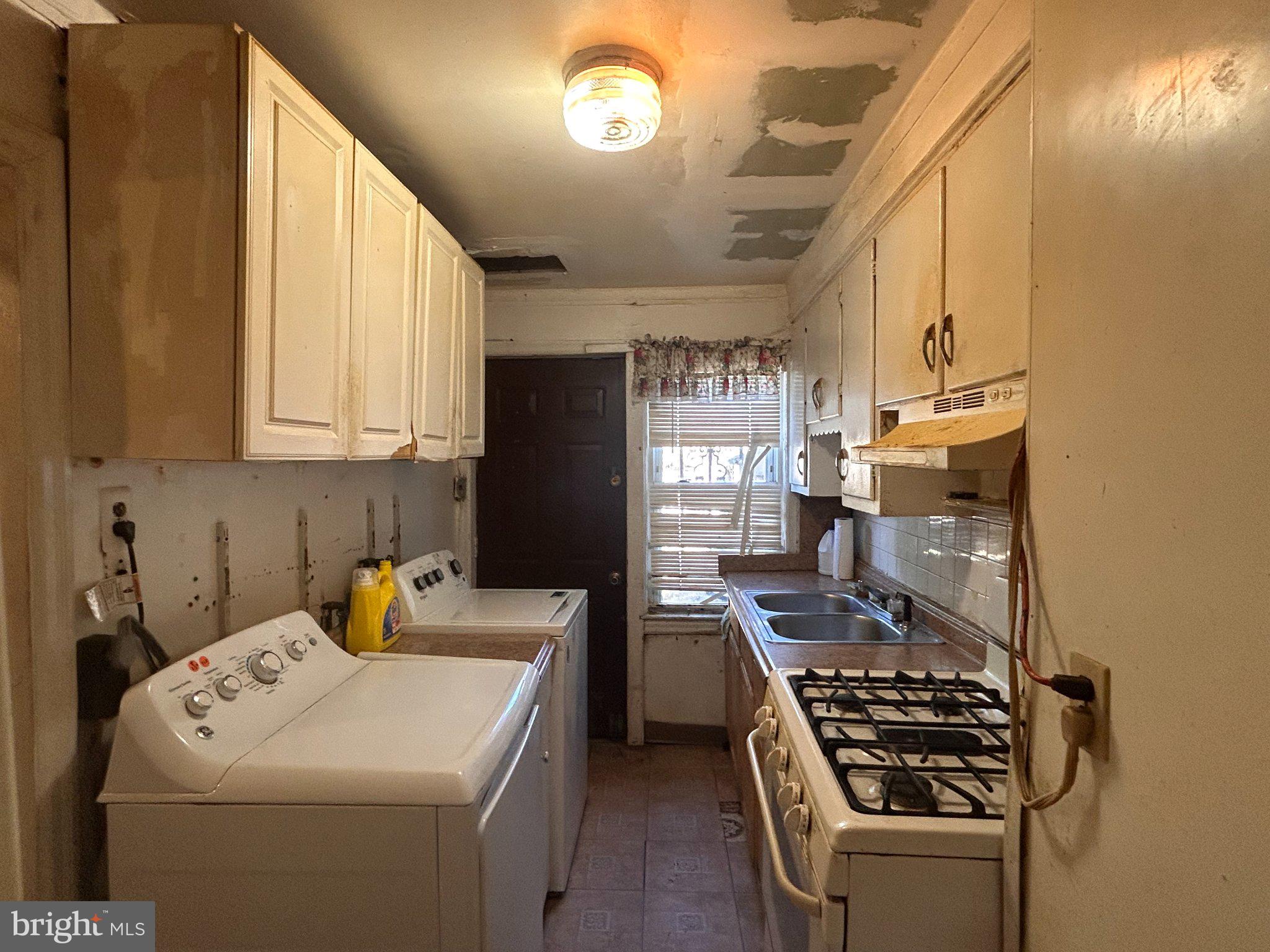 2913 Royden St, Camden, NJ 08105 photo