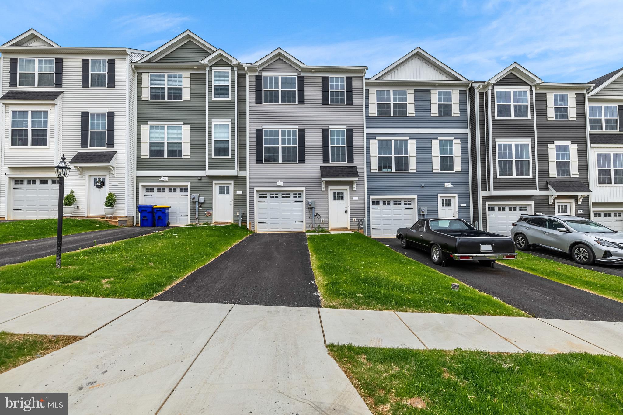 456 Bradford Dr, Red Lion, PA 17356