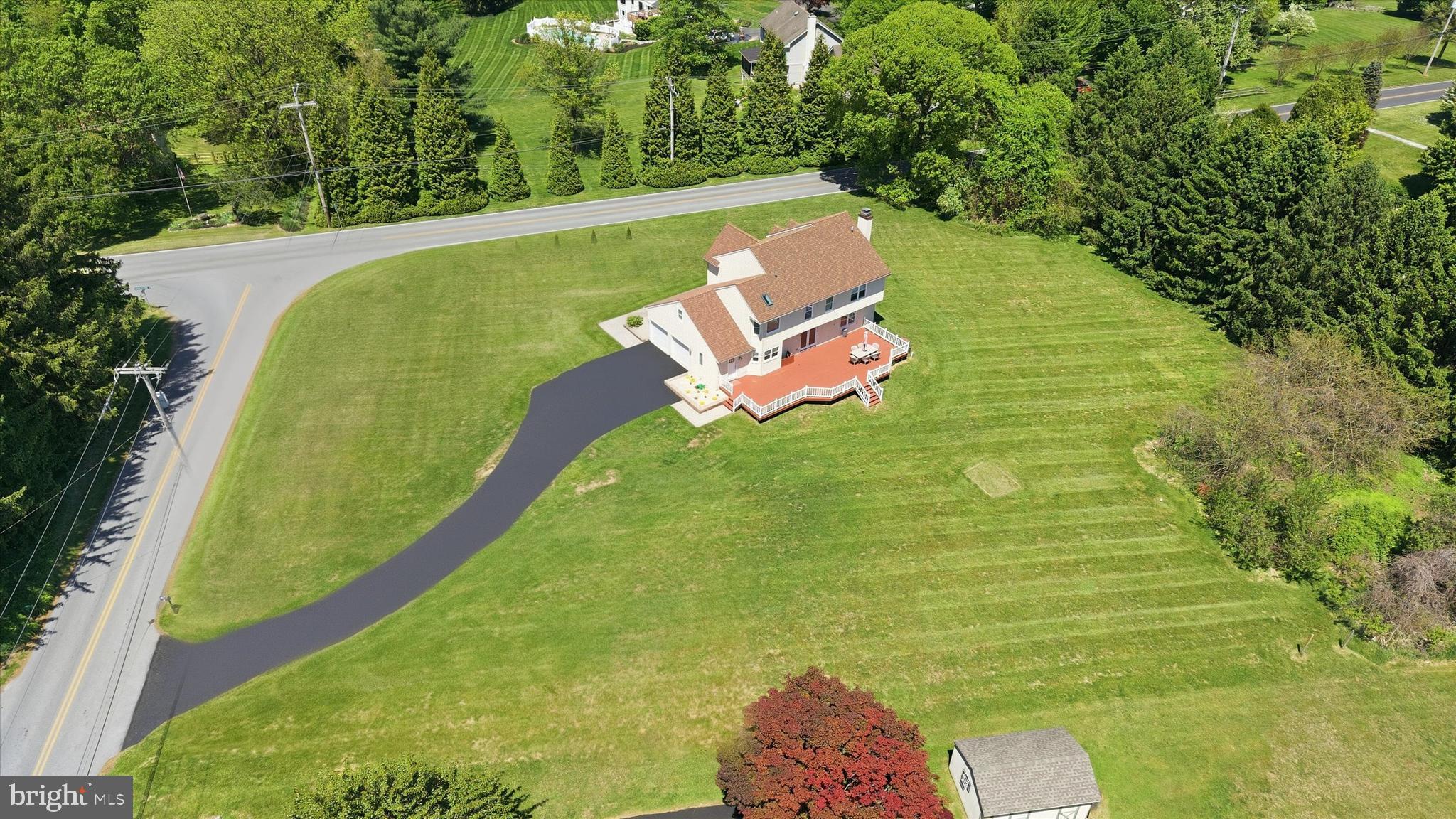 75 Auburn Rd, Avondale, PA 19311 photo