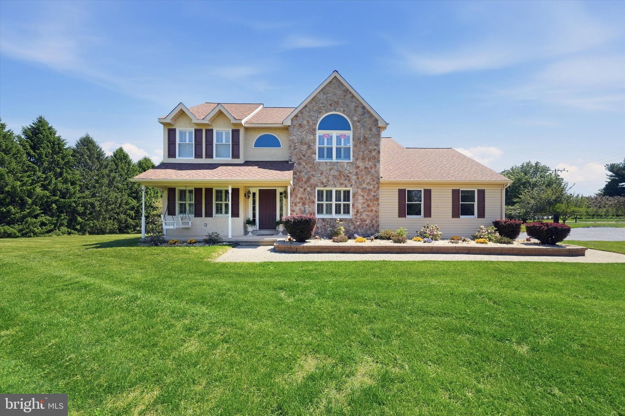 75 Auburn Rd, Avondale, PA 19311
