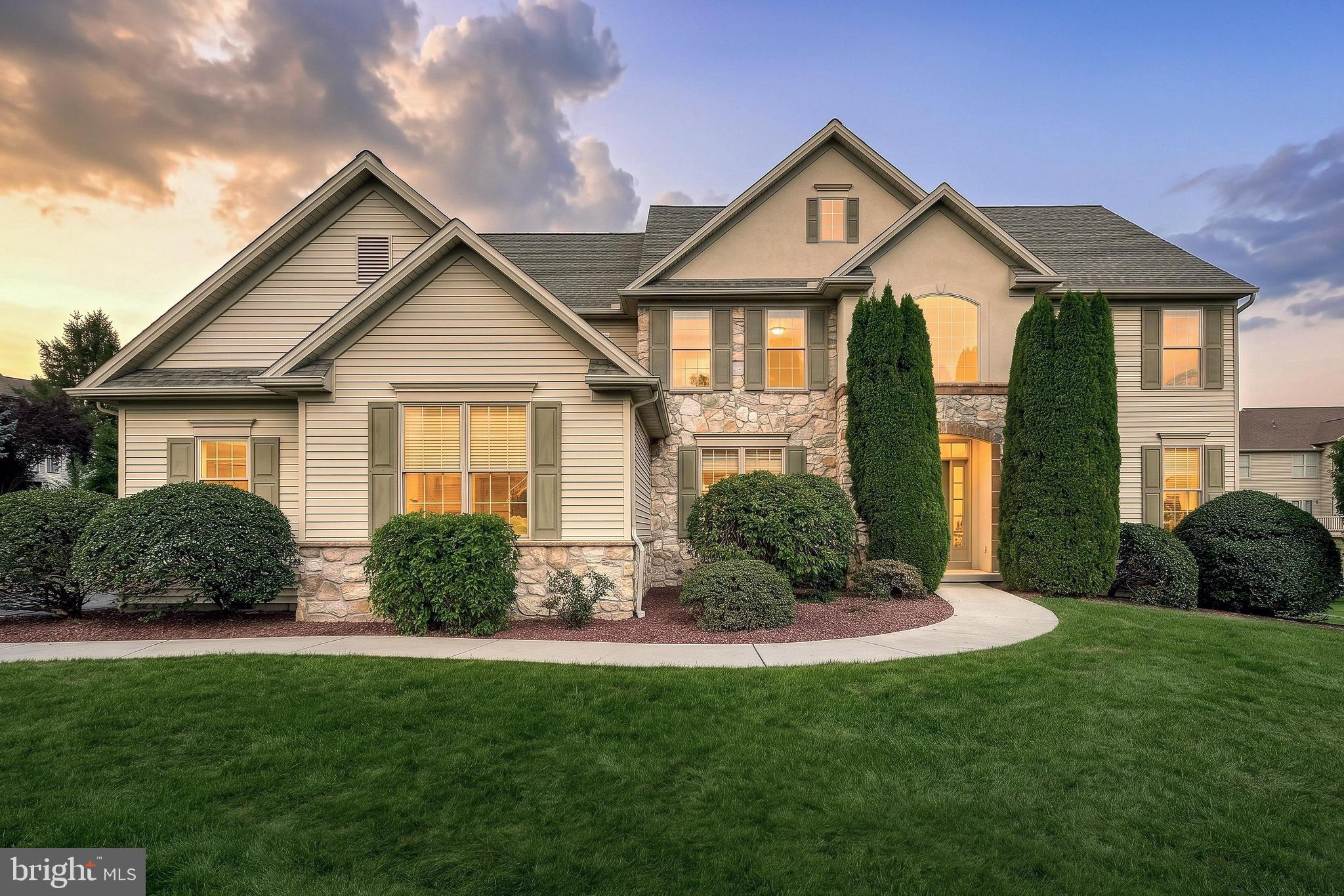 5680 Charlton Way, Mechanicsburg, PA 17050