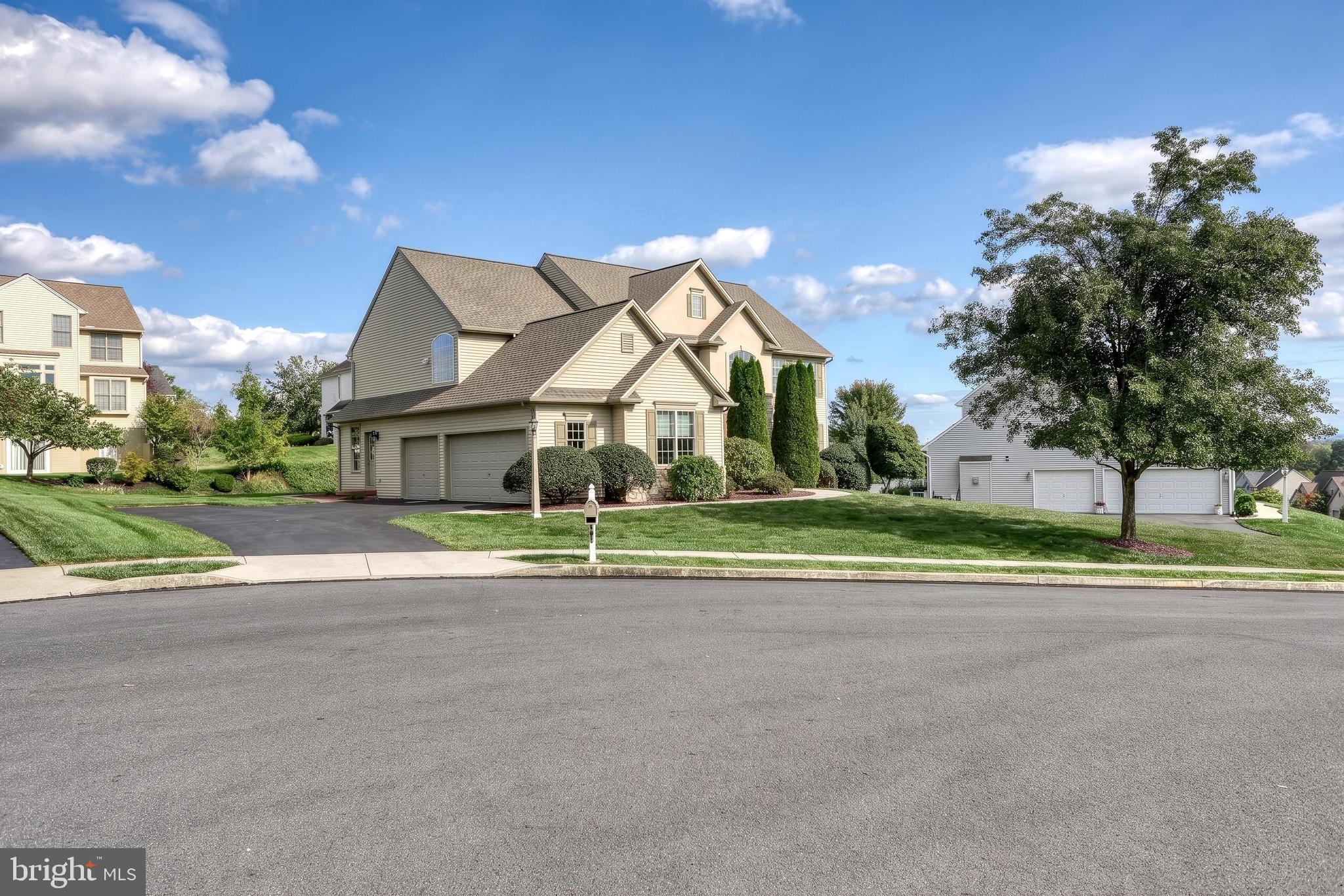 5680 Charlton Way, Mechanicsburg, PA 17050 photo
