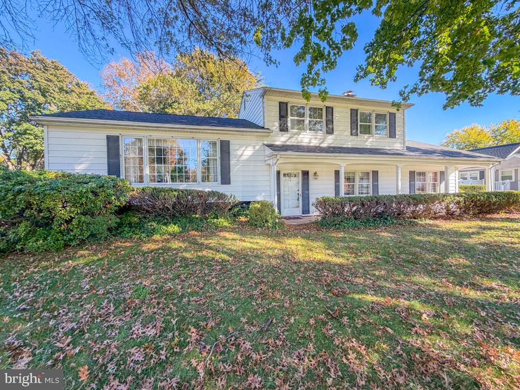 1702 S Crescent Blvd, Hadley, PA 19067 photo