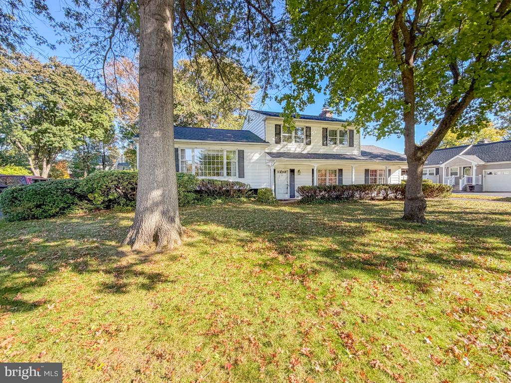 1702 S Crescent Blvd, Hadley, PA 19067 photo
