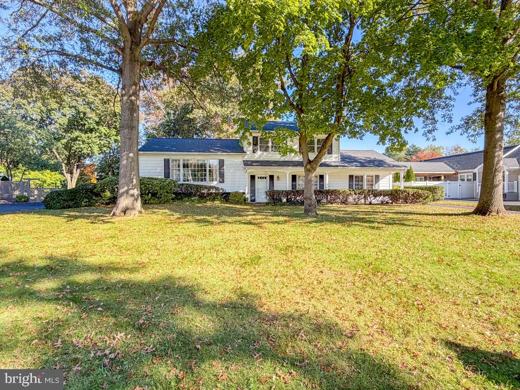 1702 Crescent Blvd, Hadley, PA 19067