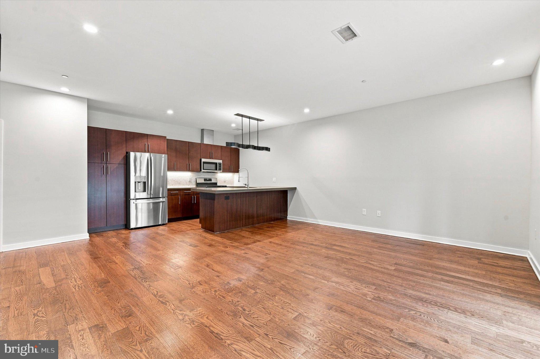 1247 E Columbia Ave #4, Philadelphia, PA 19125 photo