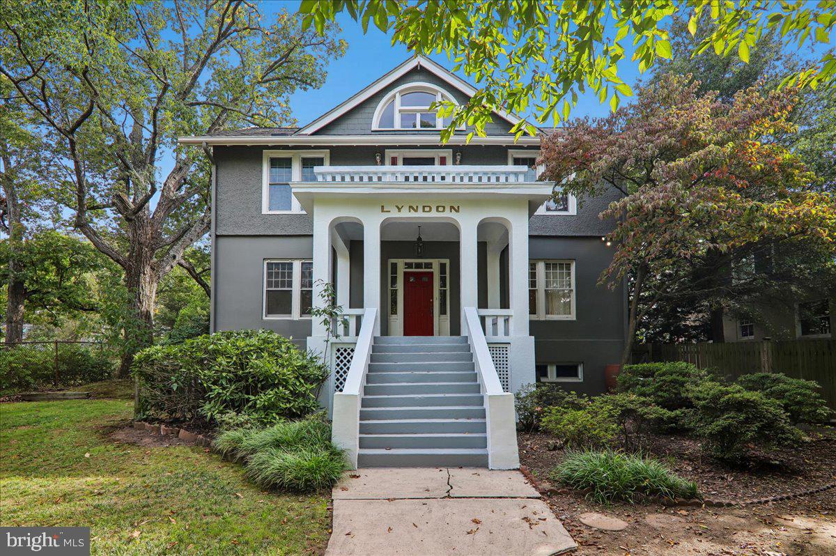 7629 Carroll Ave, Takoma Park, MD 20912