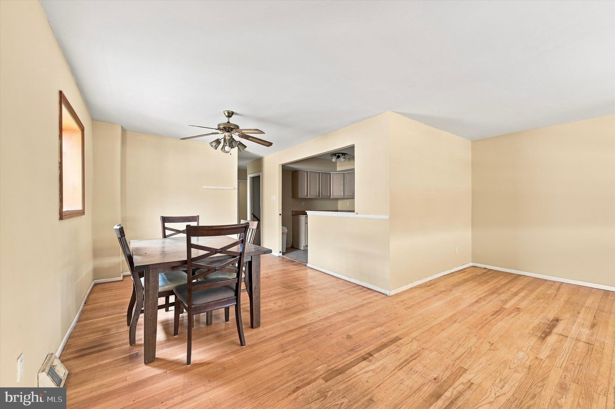 10209 W Keswick Rd, Philadelphia, PA 19114 photo