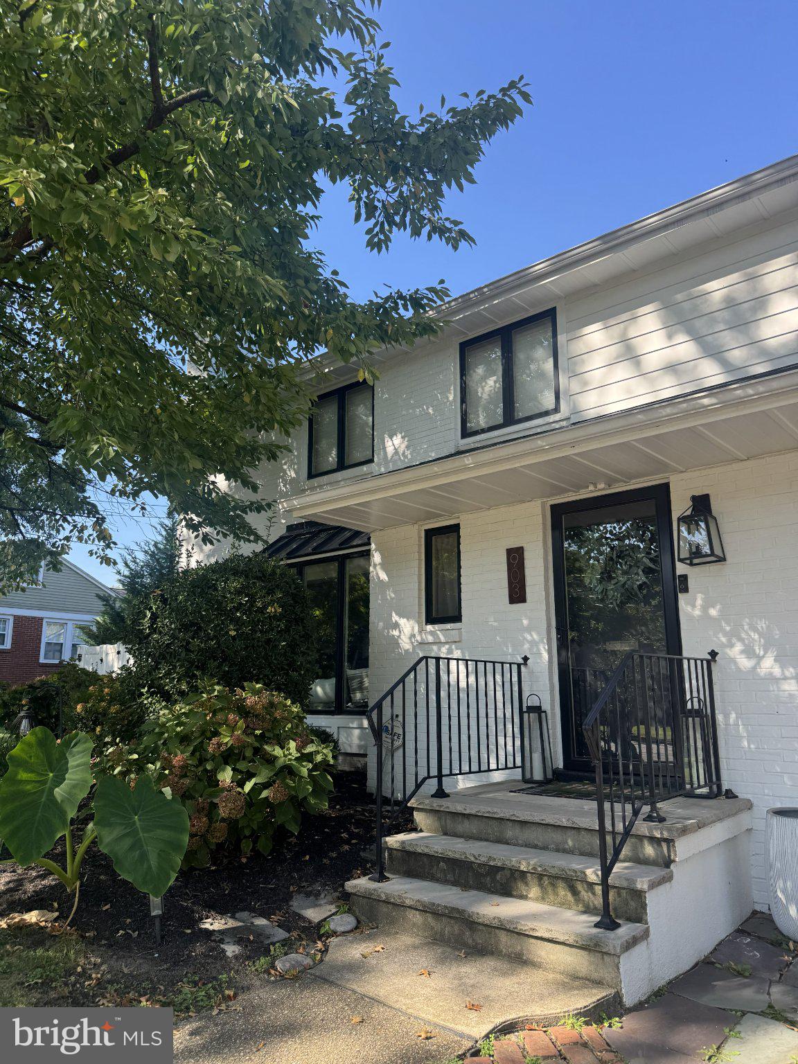 903 Cedar St, Riverton, NJ 08077