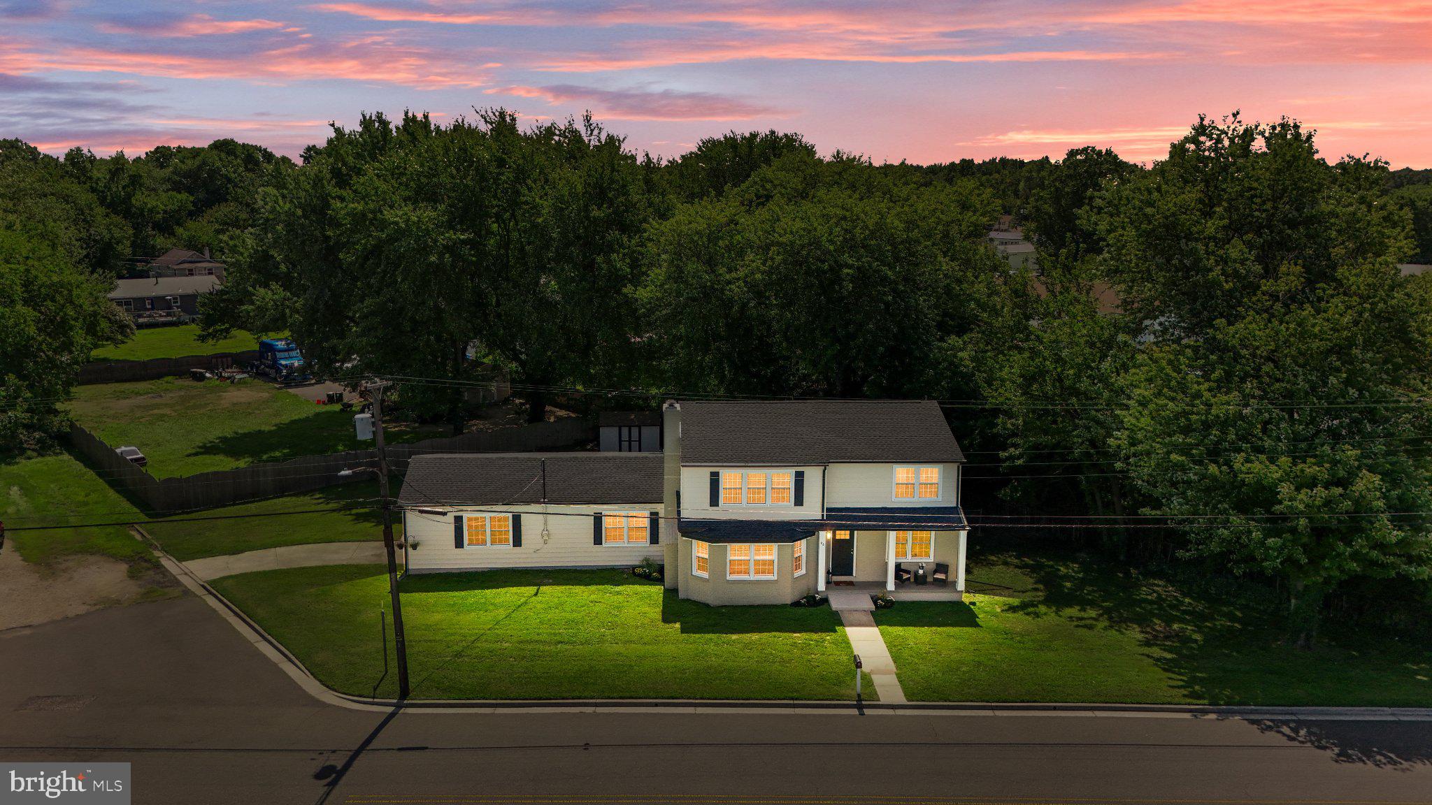 96 Riviera Dr, Pennsville, NJ 08070 photo
