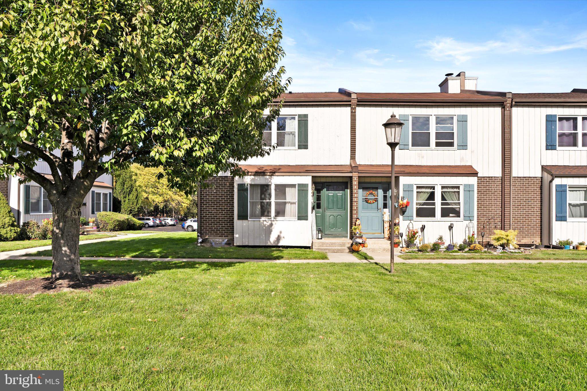 J 5 Shirley Ln, Lawrence Twp, NJ 08648