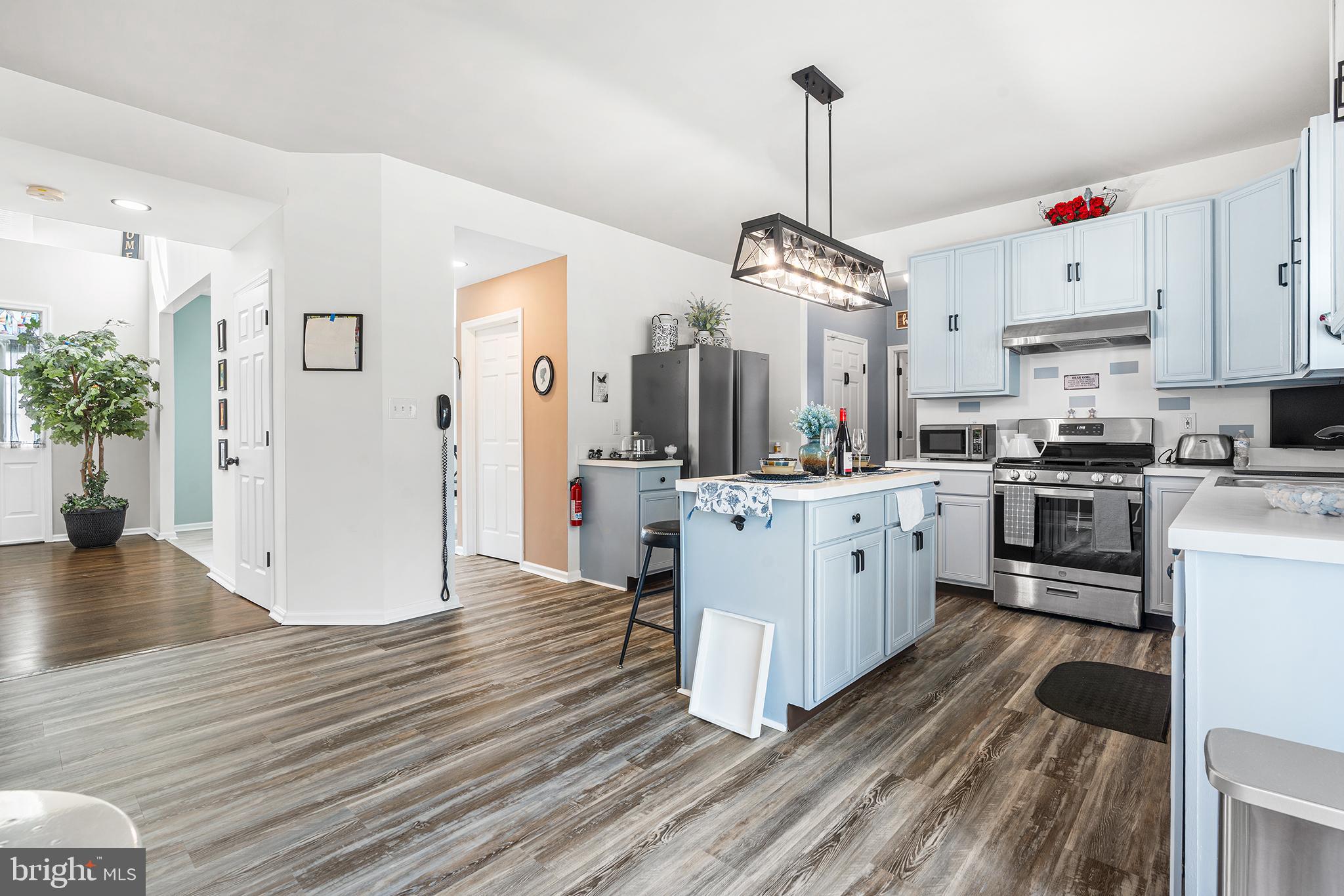 19 Howard St, Carneys Point, NJ 08069 photo