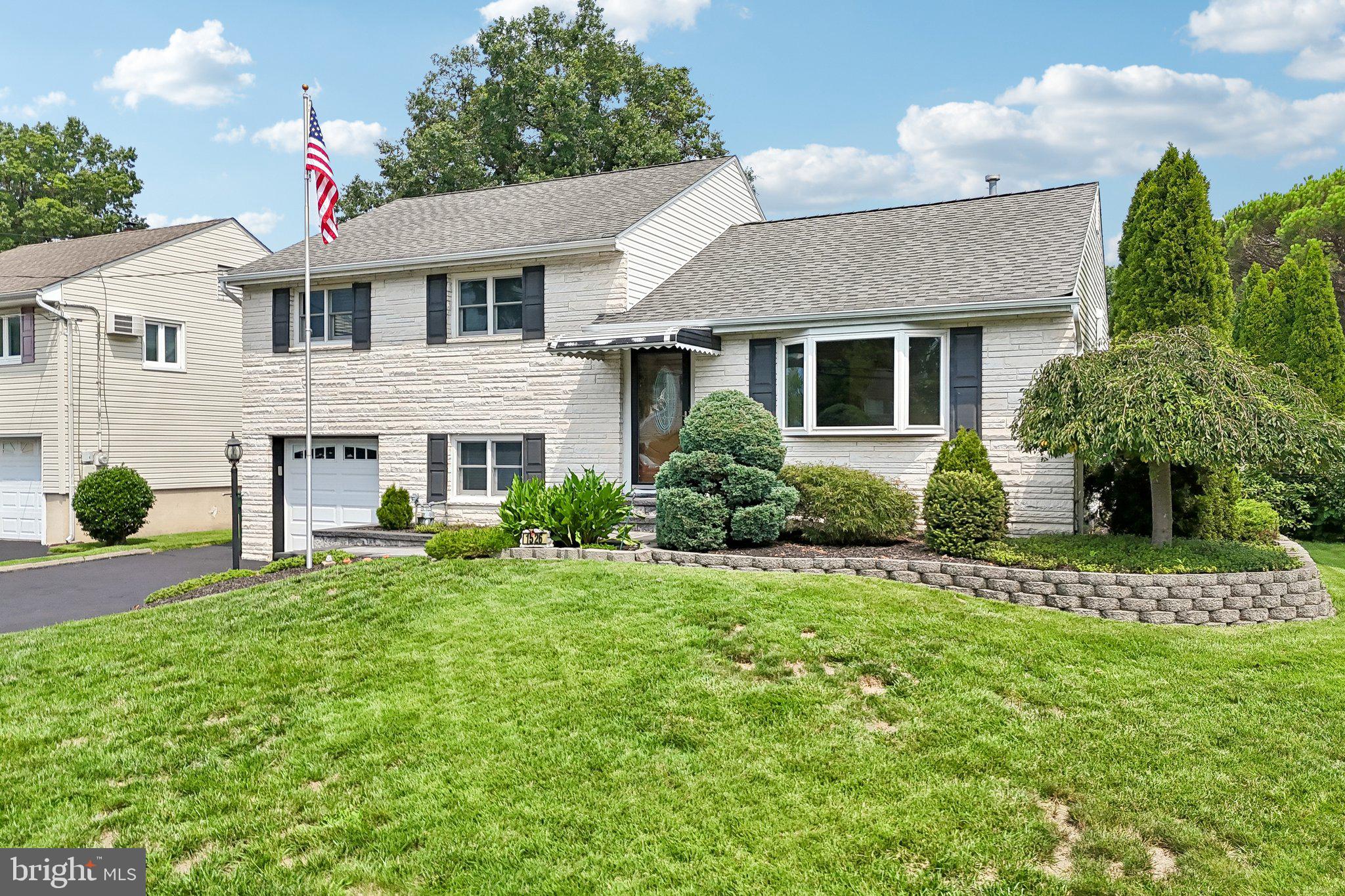 1526 N Stiles St, Linden, NJ 07036 photo