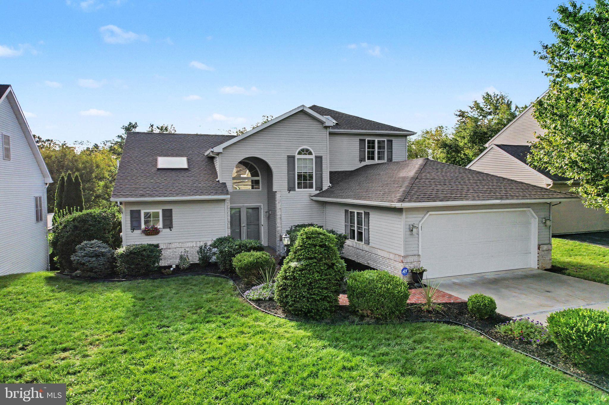 532 Waterside Cir, Lebanon, PA 17042