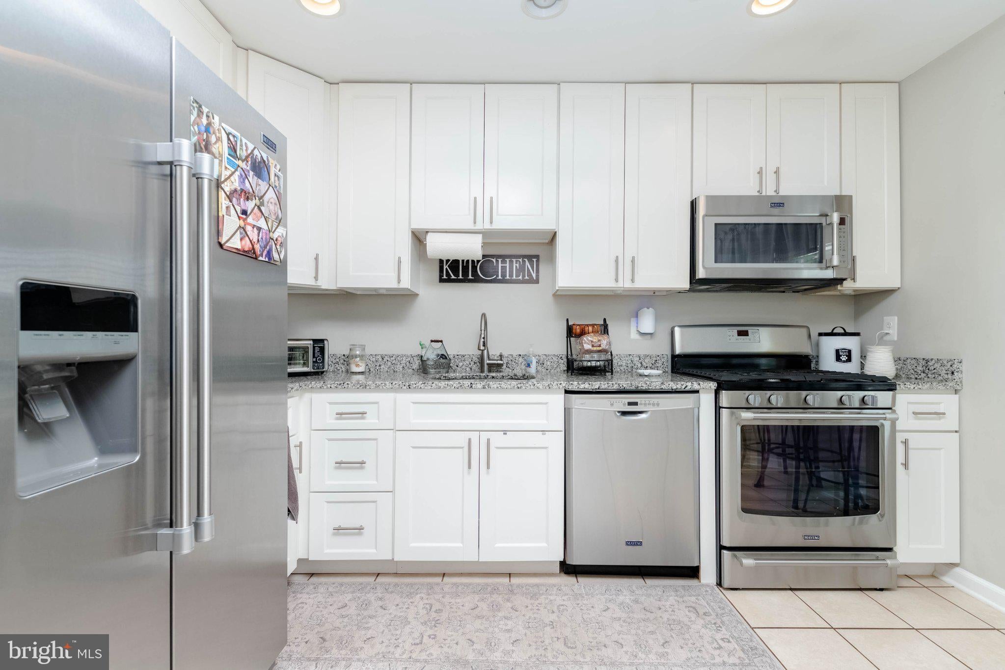 22 Powder View Ct, Nottingham, MD 21236 photo