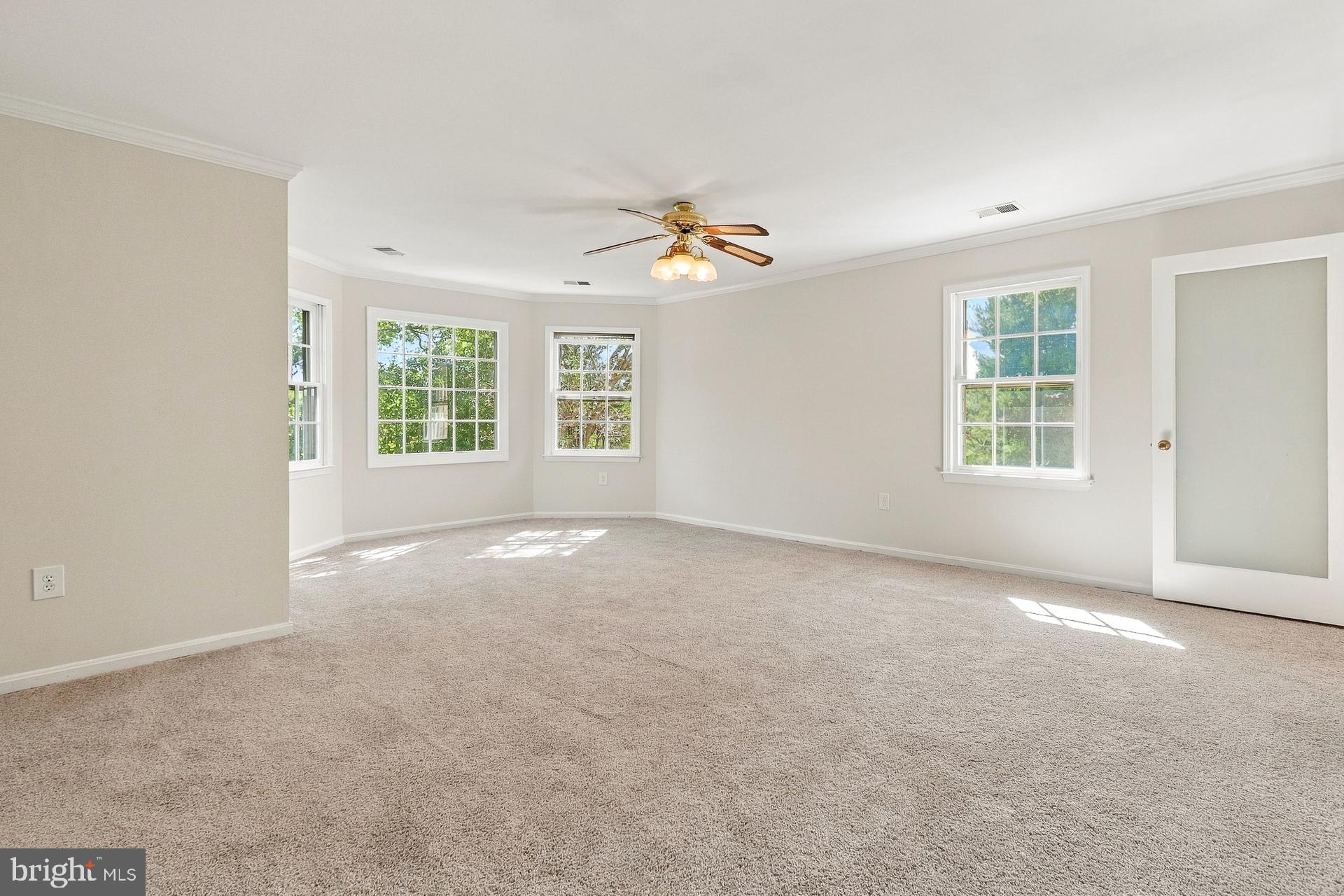 1600 Charnita Ct, Vienna, VA 22182 photo