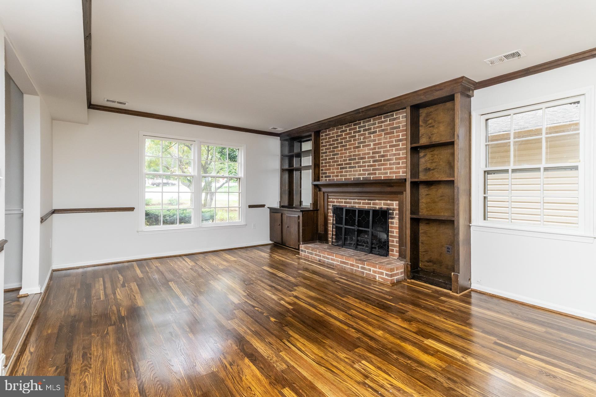 1600 Charnita Ct, Vienna, VA 22182 photo