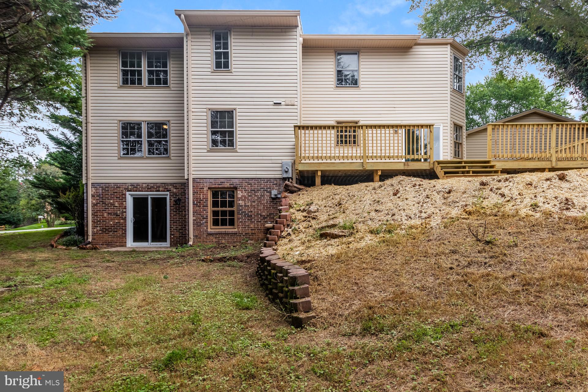 1600 Charnita Ct, Vienna, VA 22182 photo