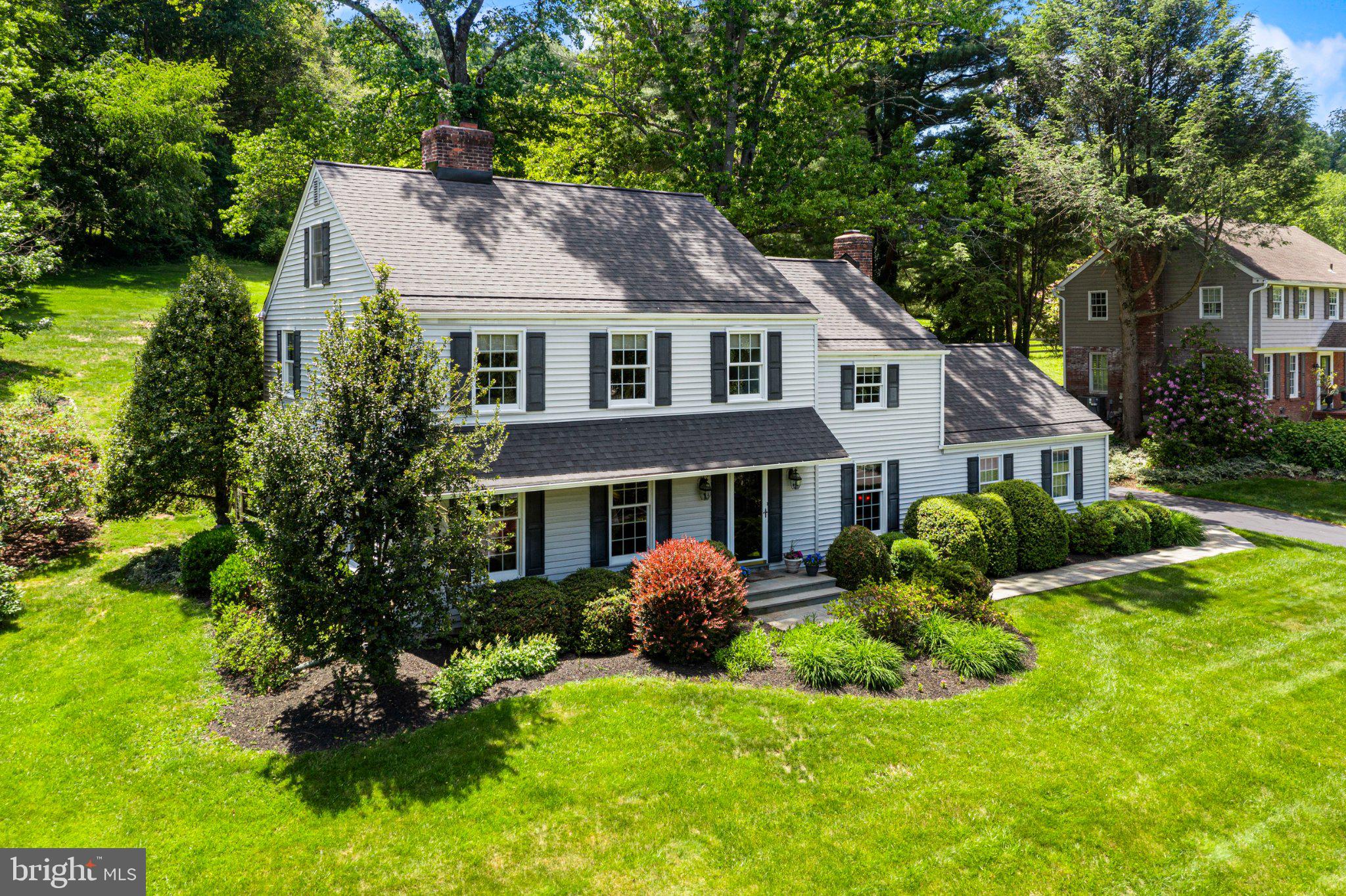 841 Briarwood Rd, Newtown Square, PA 19073
