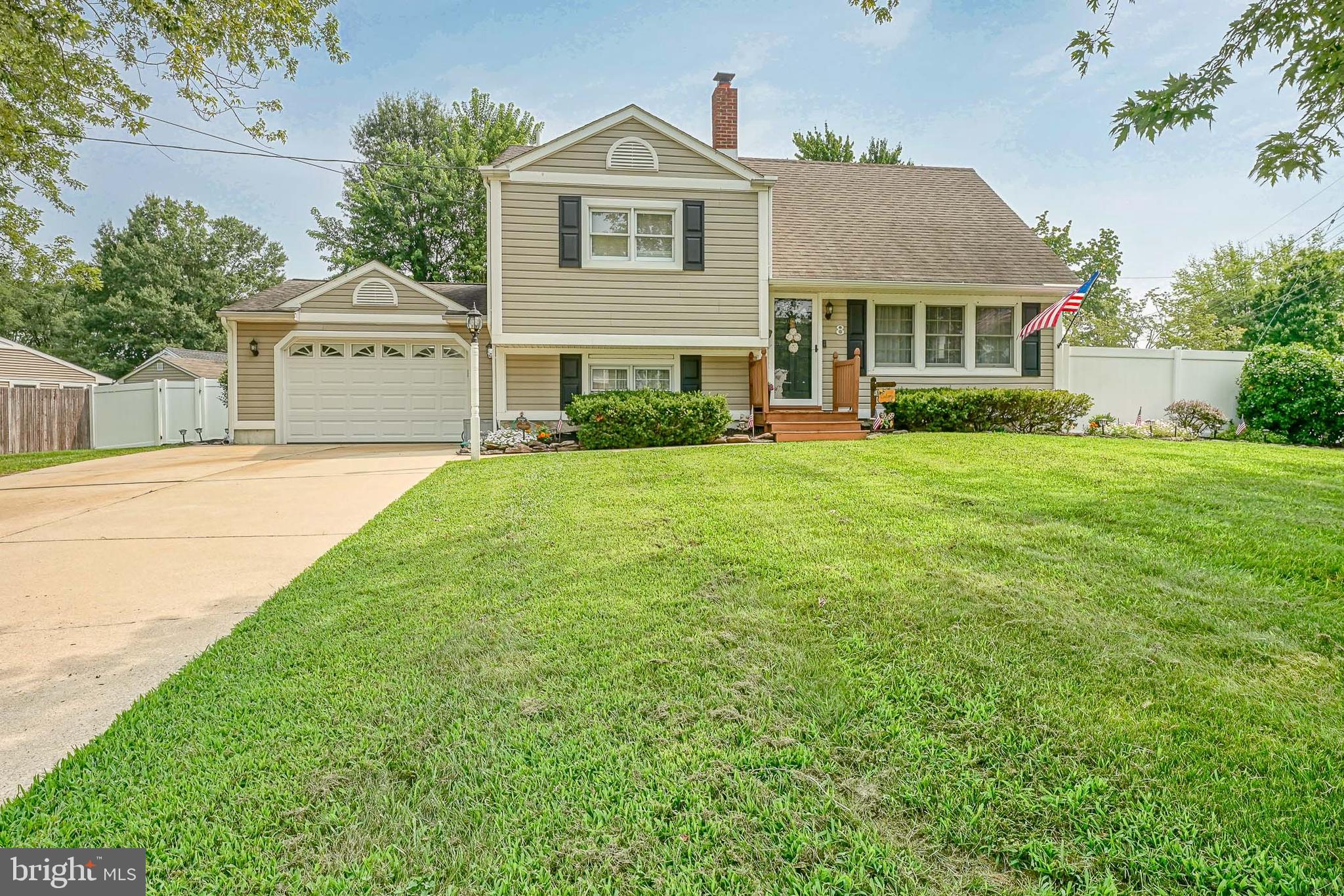 8 Paterson Ave, Pennsville, NJ 08070 photo