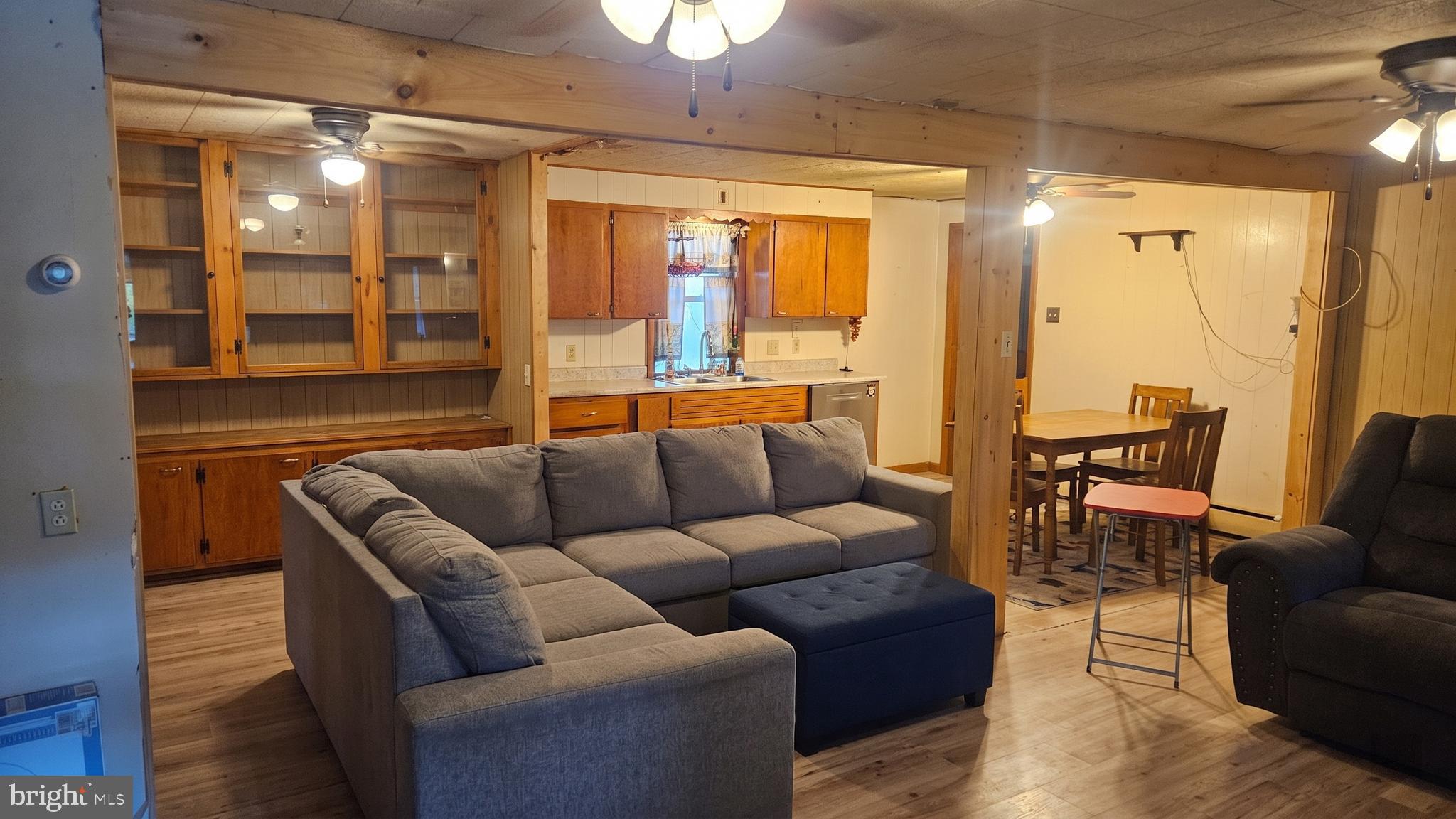 1043 Clemmers Mill Rd, Schwenksville, PA 19473 photo
