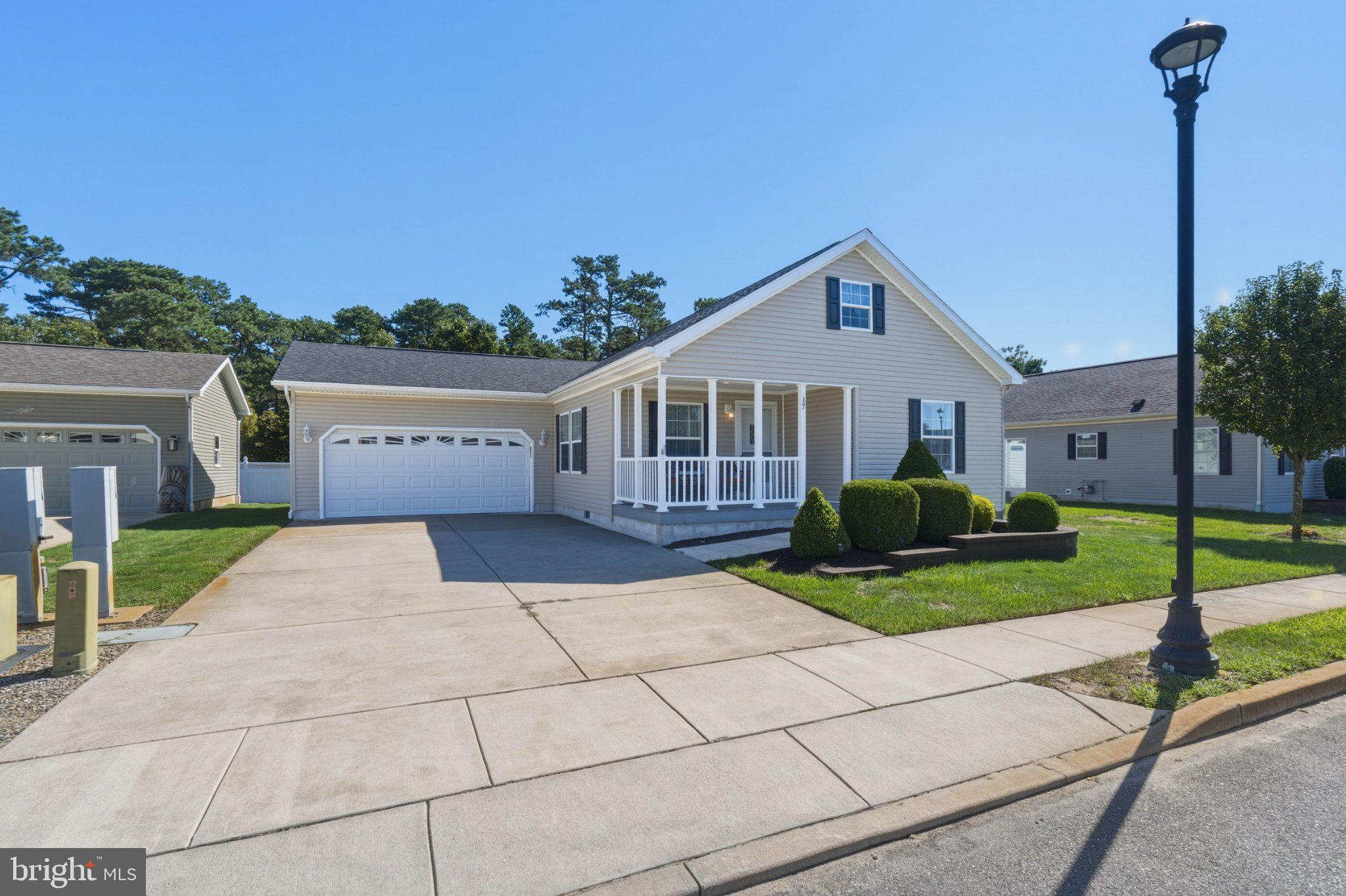 17 Betsy Ross Ct, Millville, NJ 08332 photo