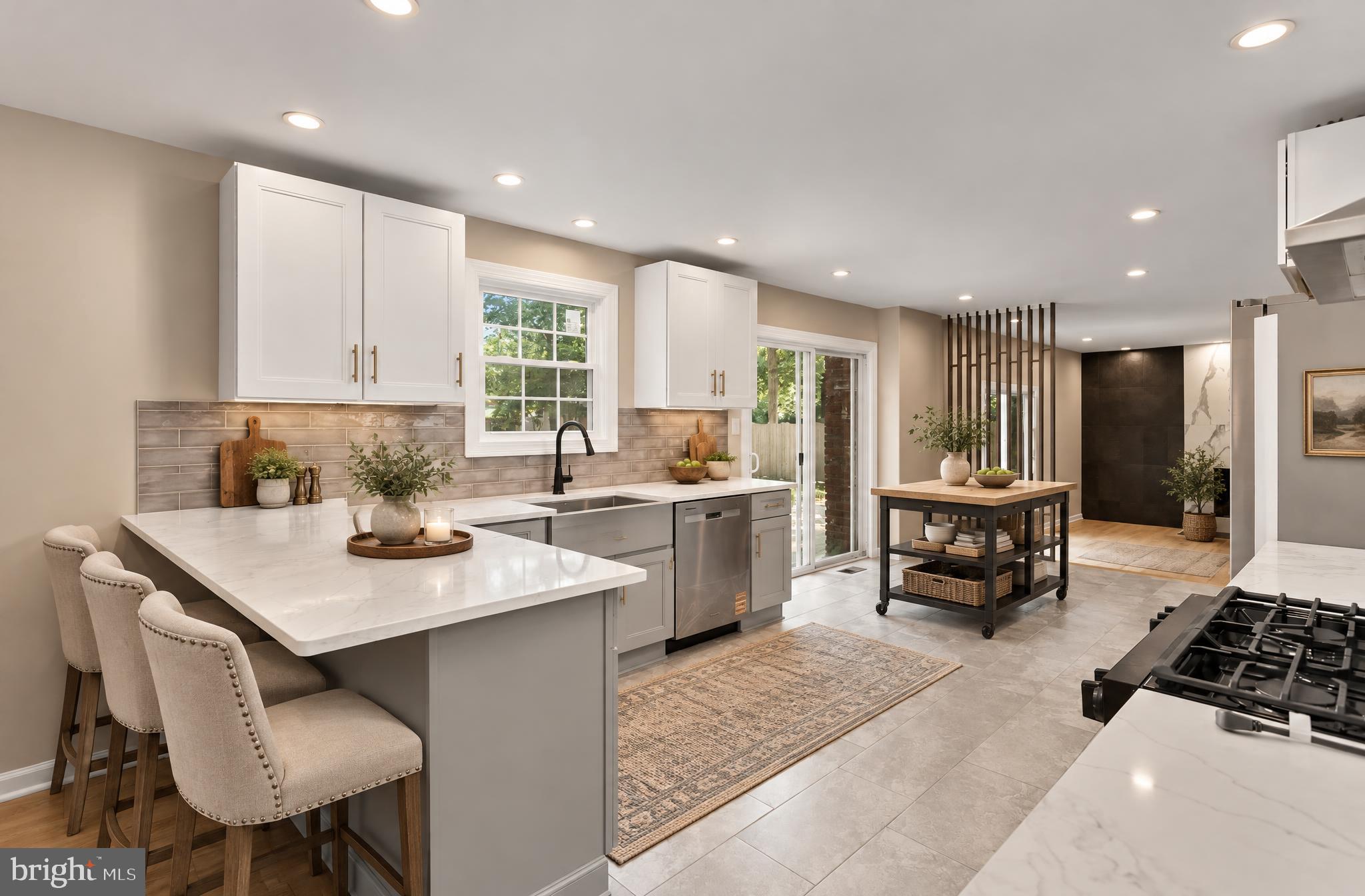 118 Squirrel Tree Ln, Mount Laurel, NJ 08054 photo
