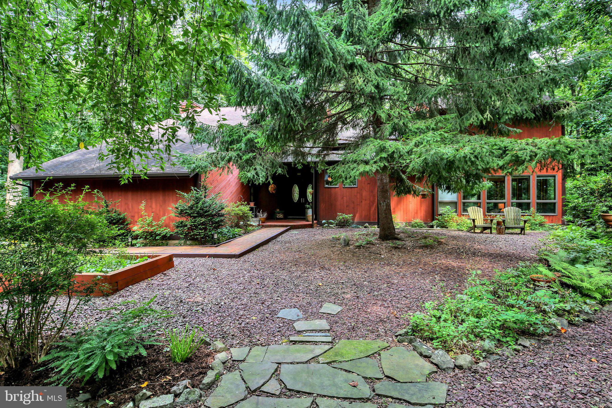 607 Aspen Ln, Lebanon, PA 17042
