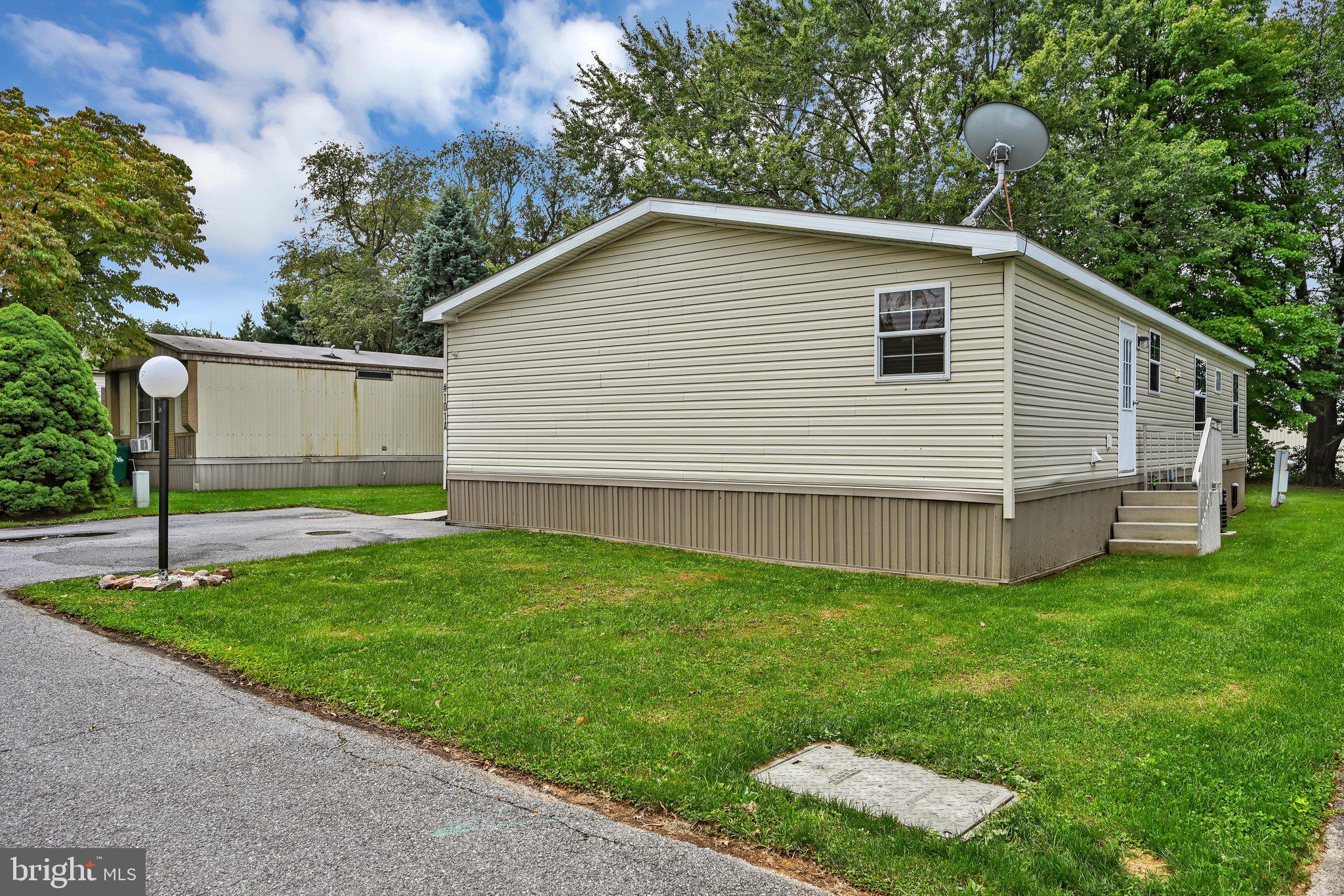 101 Northcrest Park, Lebanon, PA 17046 photo