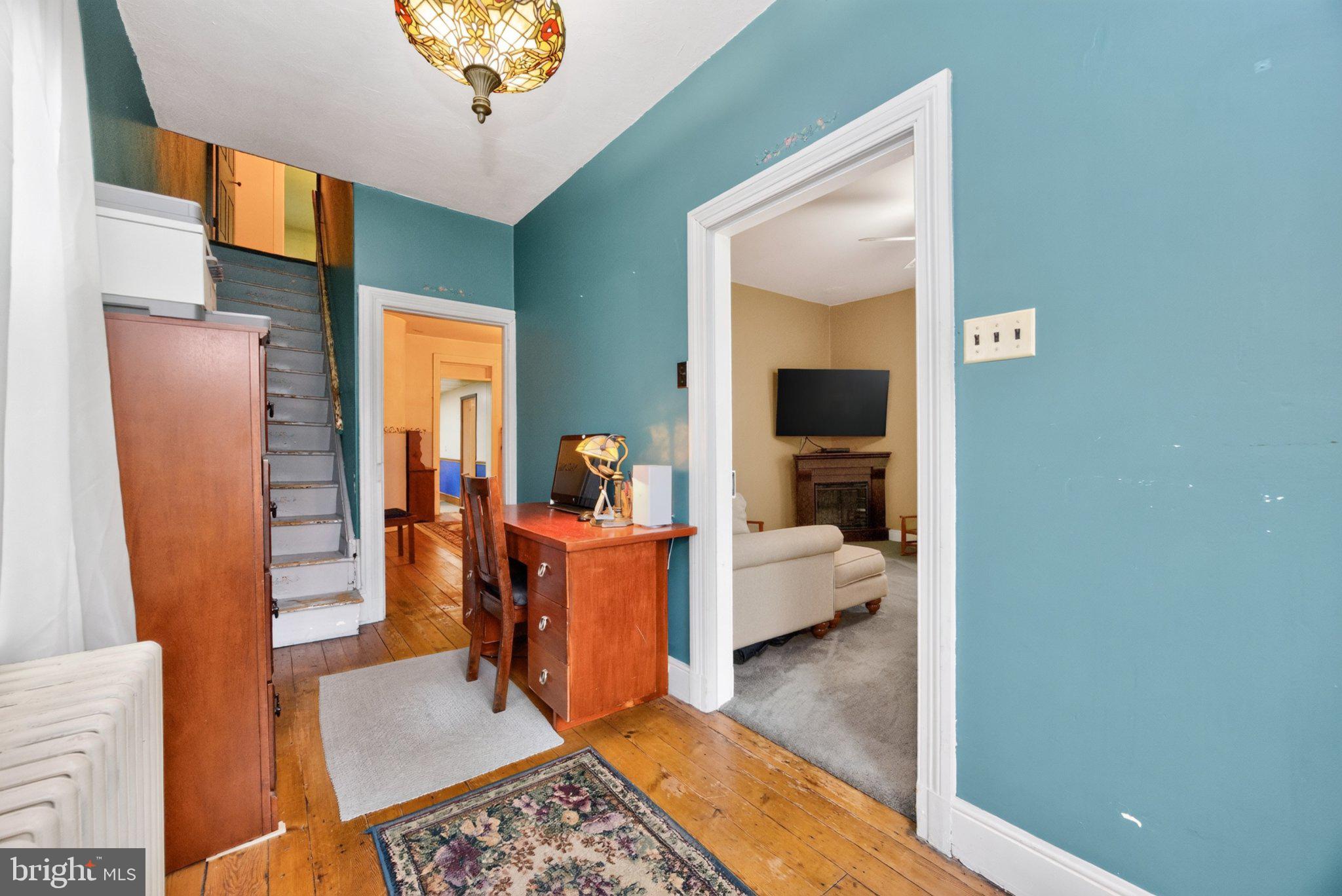 16 Hilltown Pike, Line Lexington, PA 18932 photo