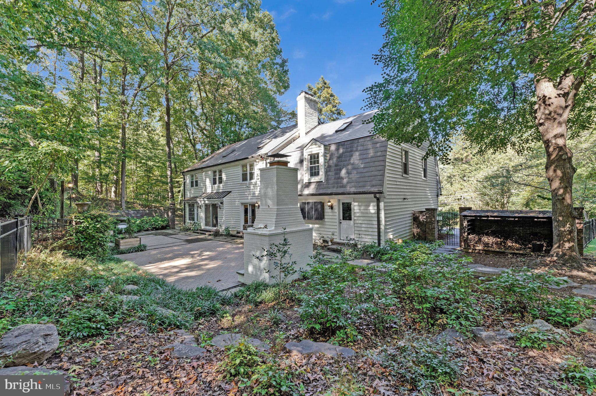 7845 Dominion Dr, Mc Lean, VA 22102