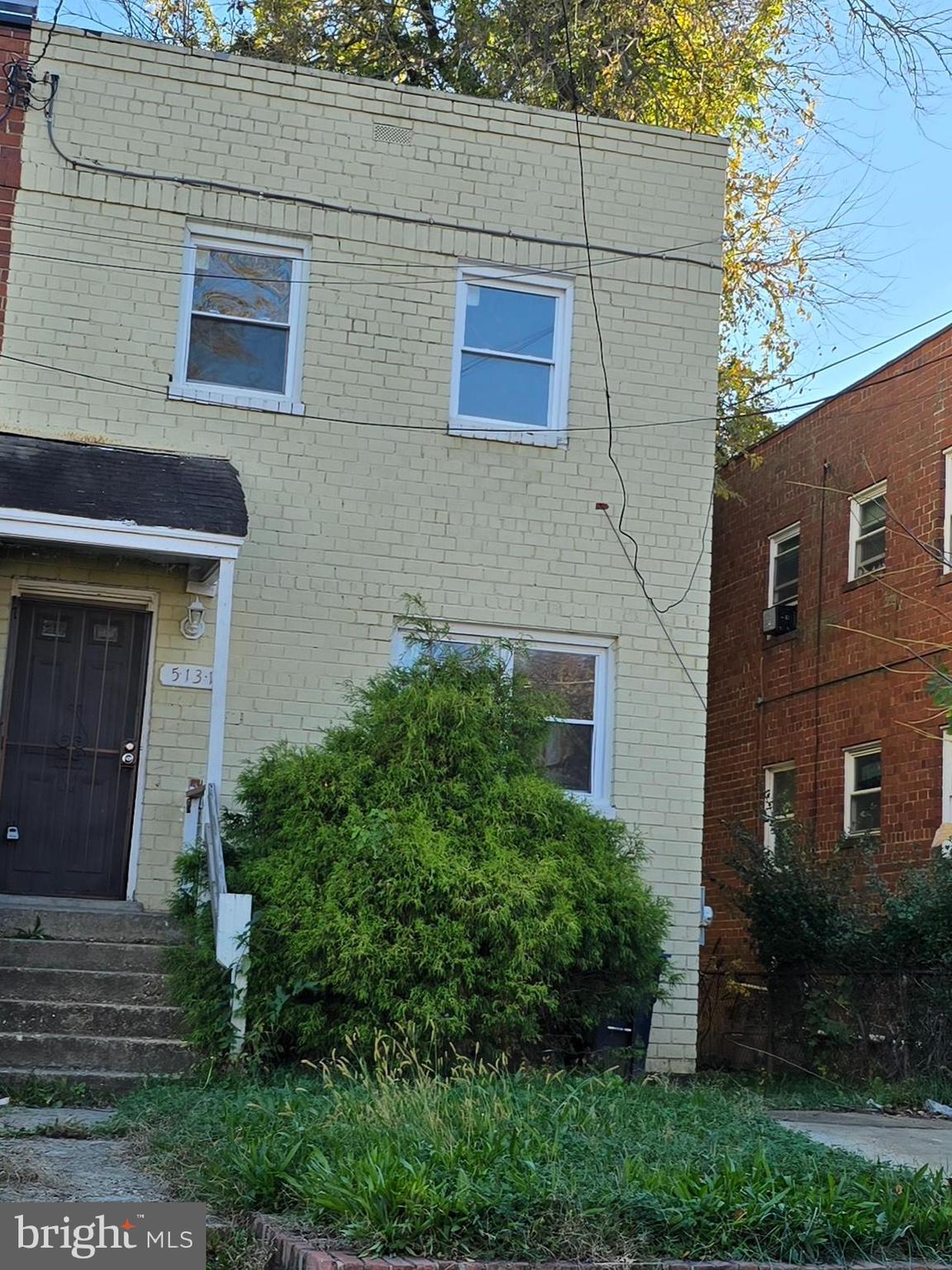 5131 Hanna Pl, Washington, DC 20019